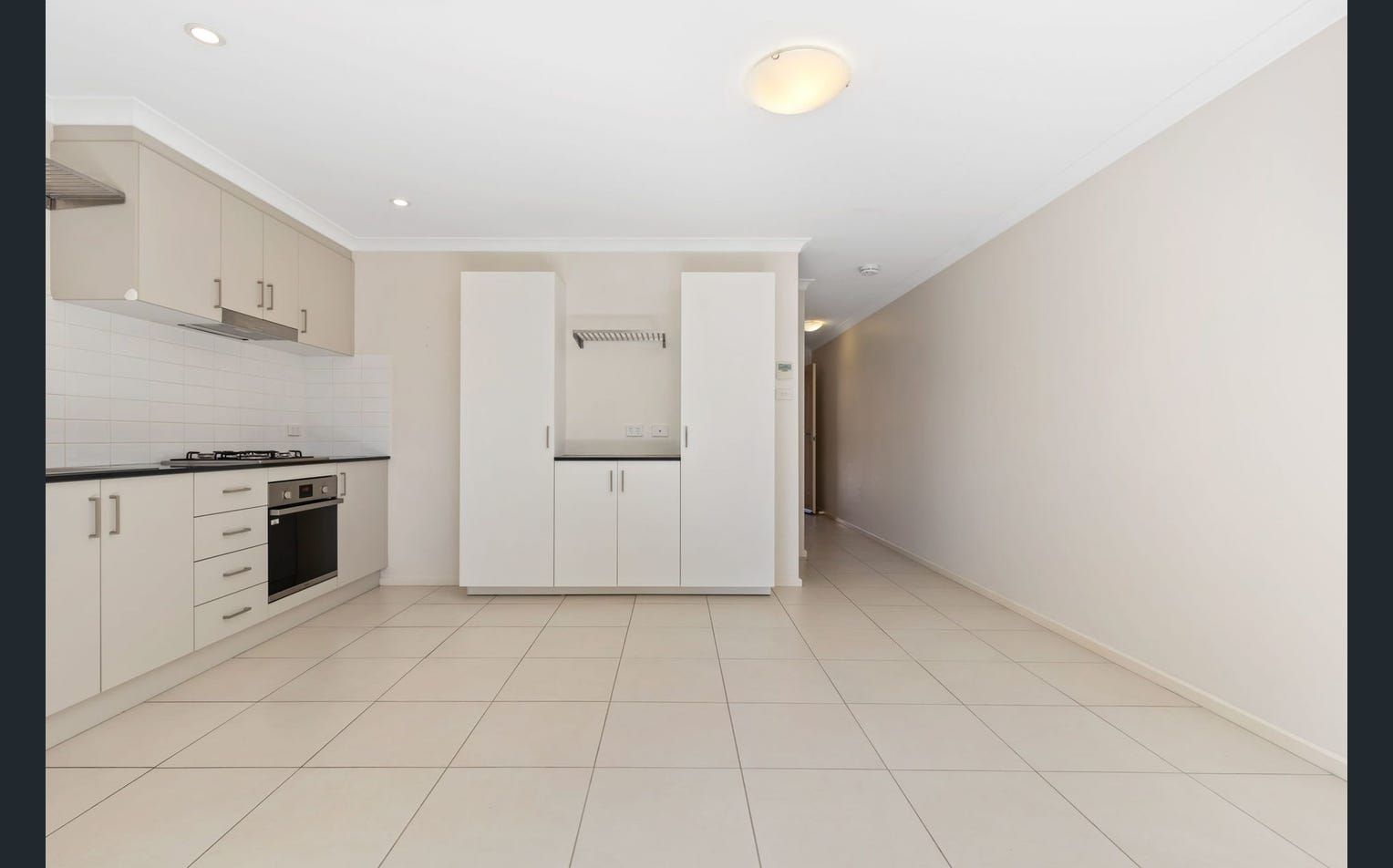 10/3 Broughton Place — photo 5 of 12