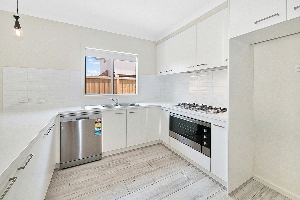 13 Simmental Drive, Clyde North, VIC 3978