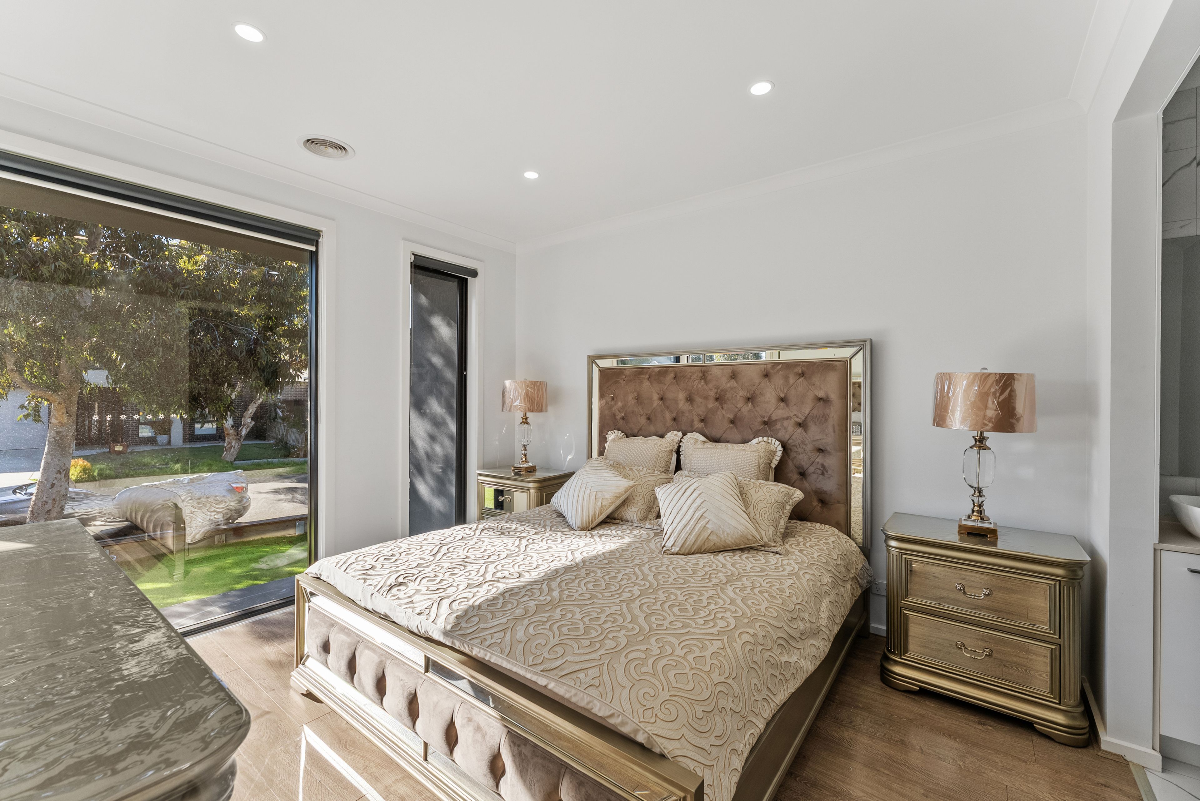 5 Bagatelle Avenue — photo 7 of 15