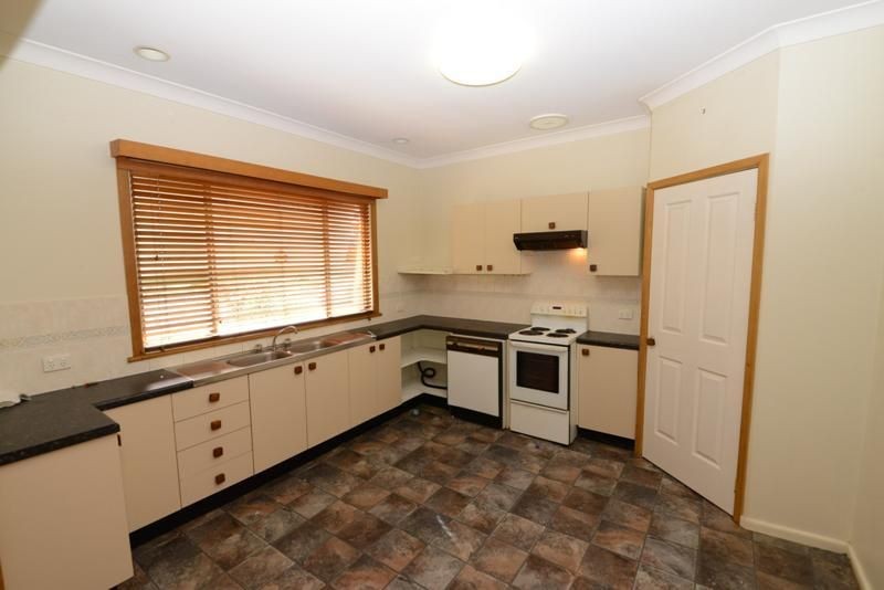 454 Prune Street, Lavington, NSW 2641