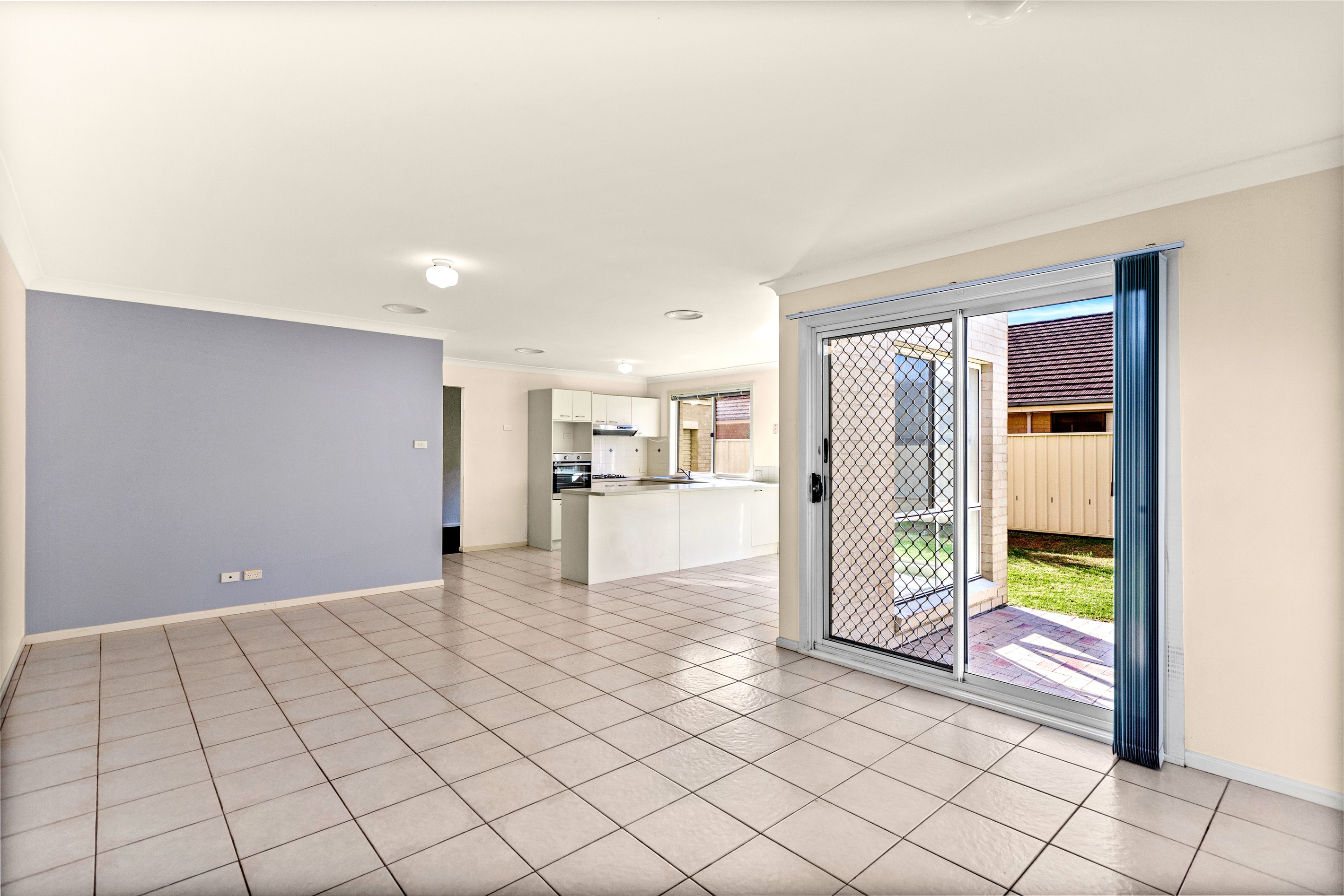 37 Burrinjuck Avenue, Flinders, NSW 2529