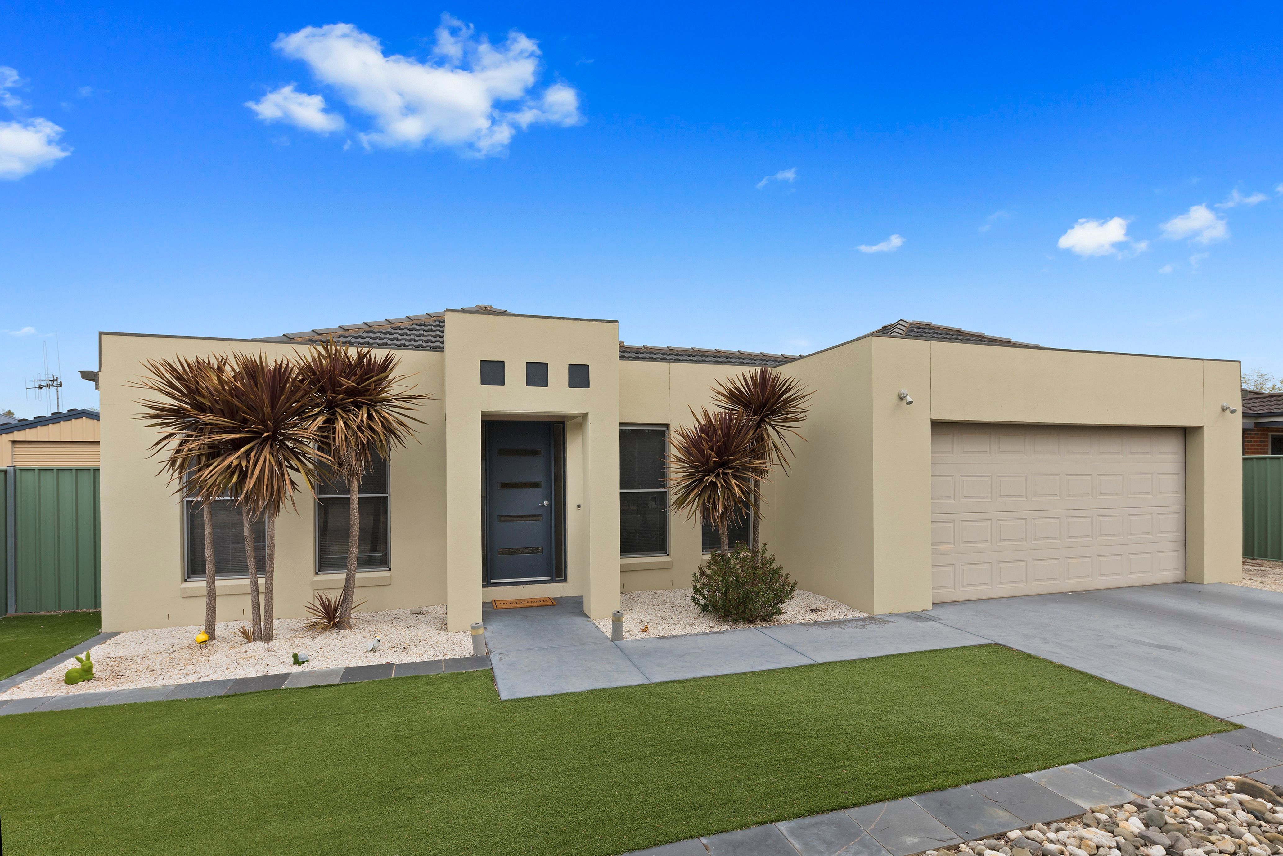 24 Candlewood Drive, Strathfieldsaye VIC 3551