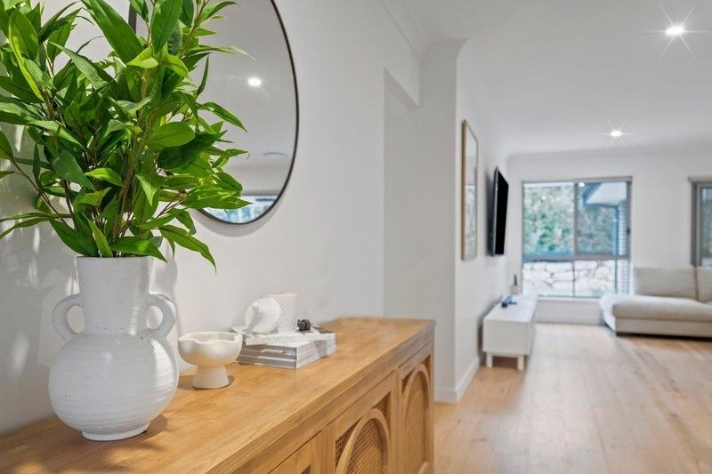 2 Abby Circuit, Maudsland, QLD 4210