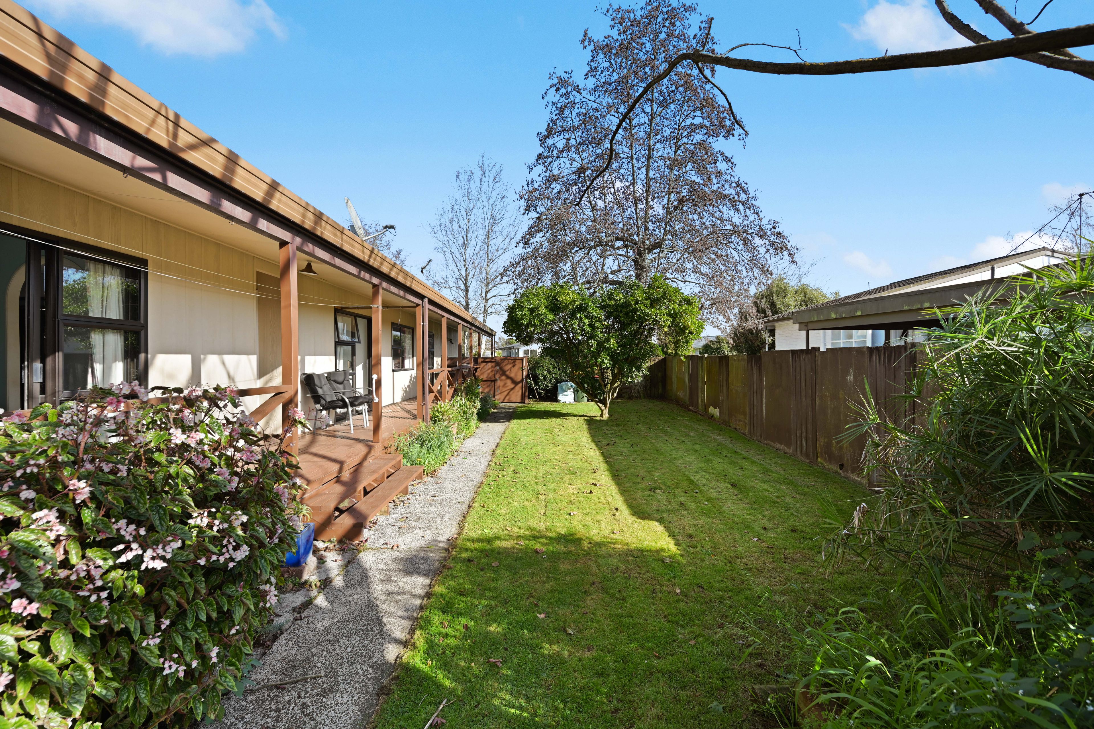 8 Elmwood Crescent, Pukete, Hamilton City