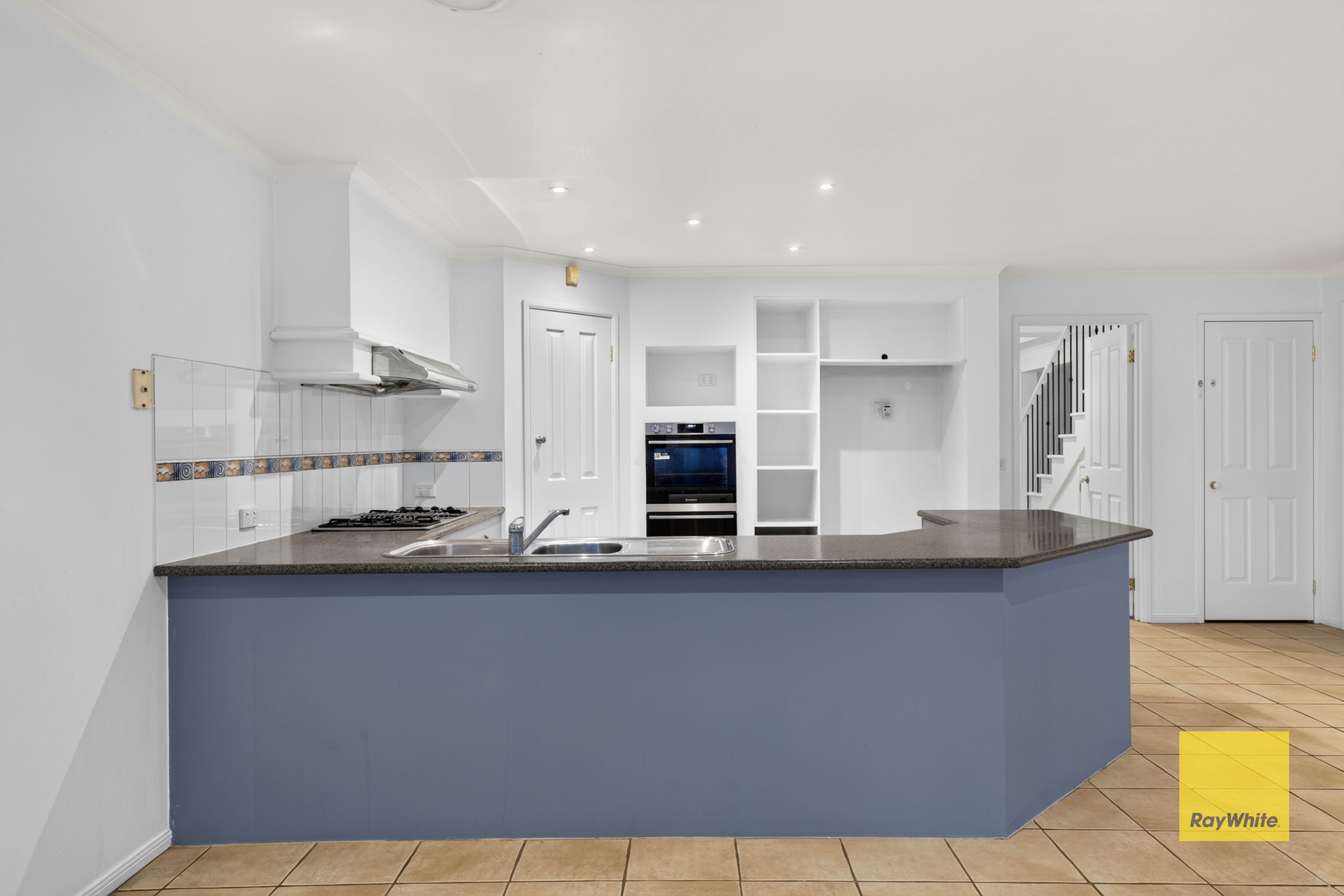 17 St Nicholas Court — photo 9 of 30