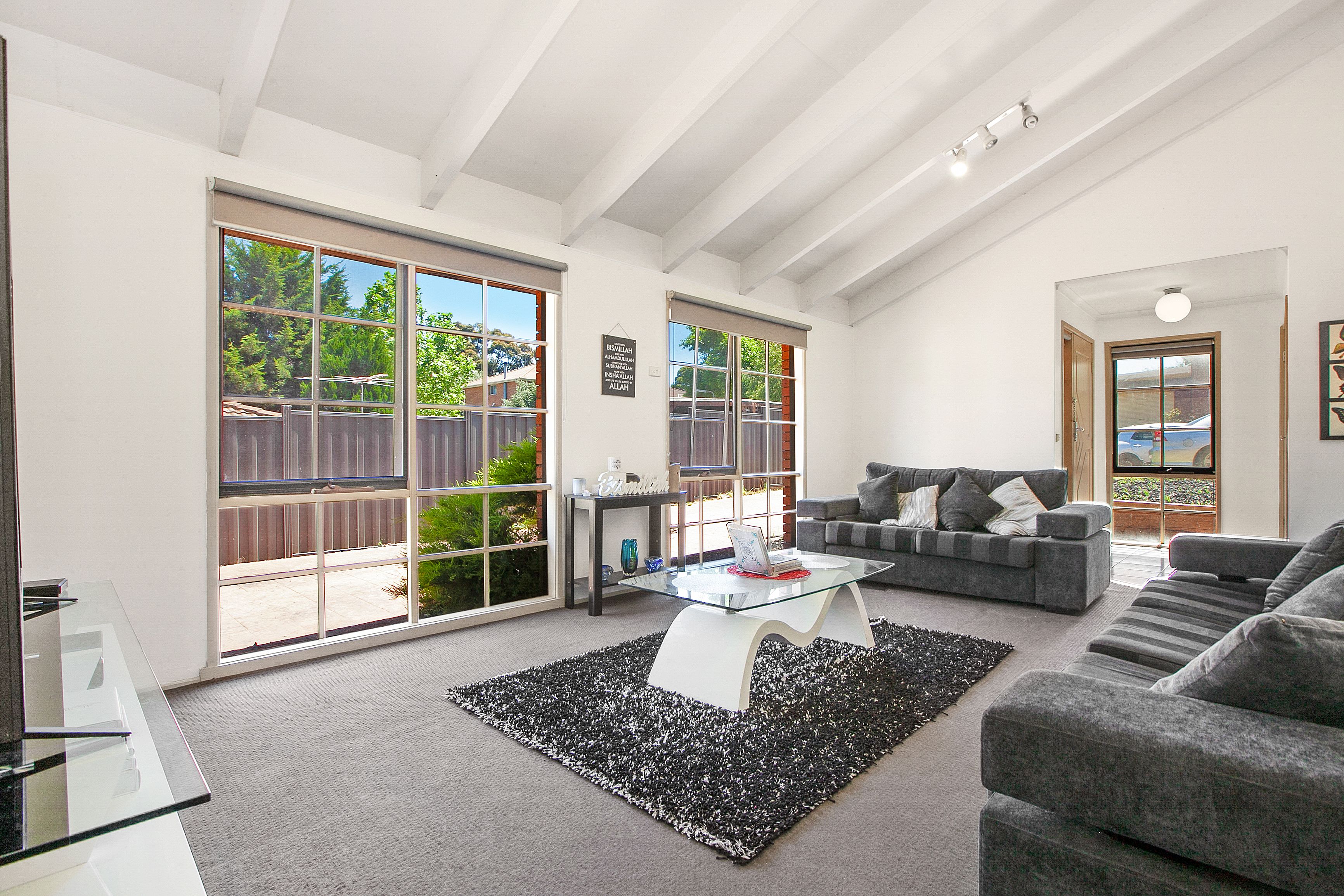 4 Weemala Court, Meadow Heights, VIC 3048
