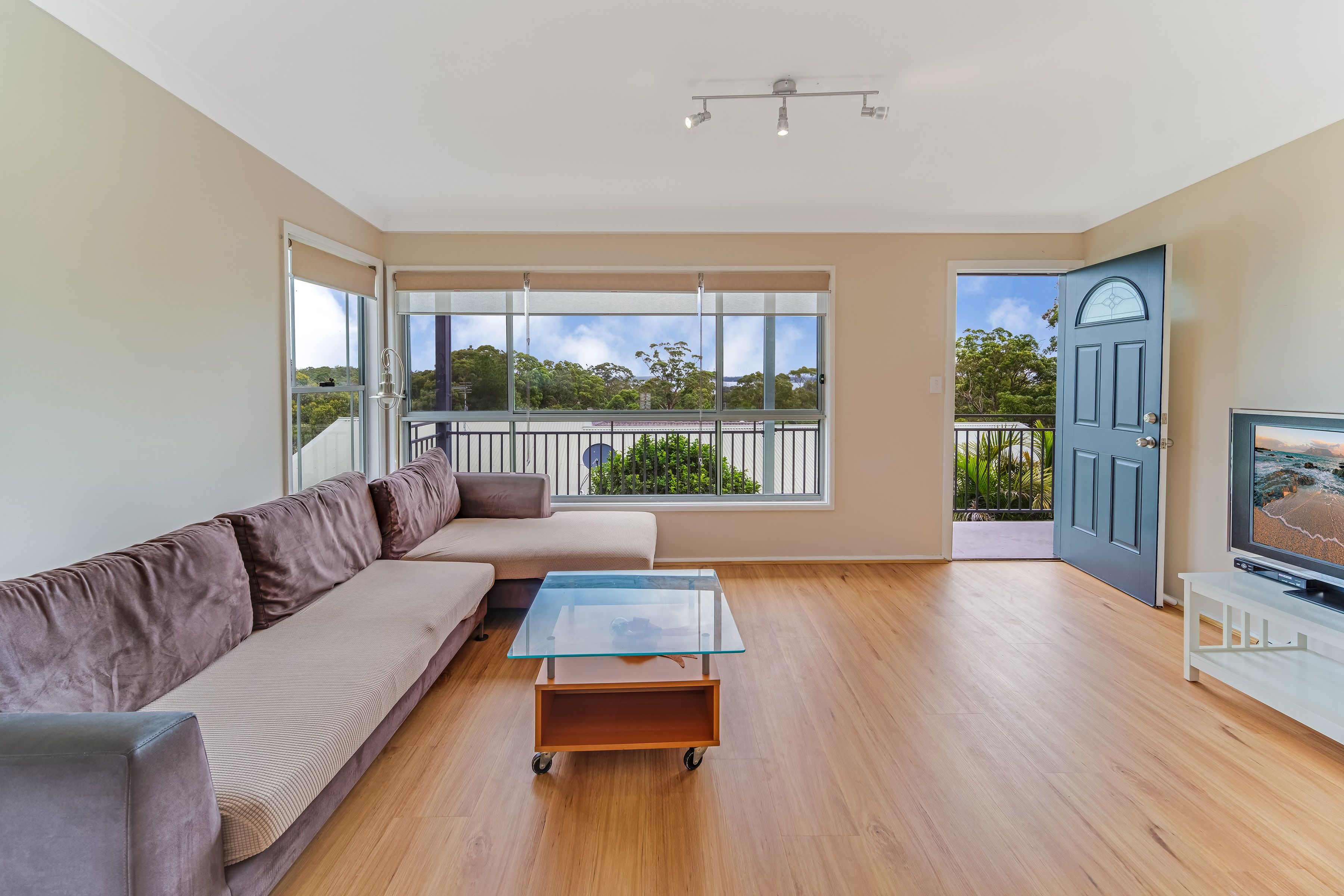 4 Hillcrest Road, Mirrabooka, NSW 2264