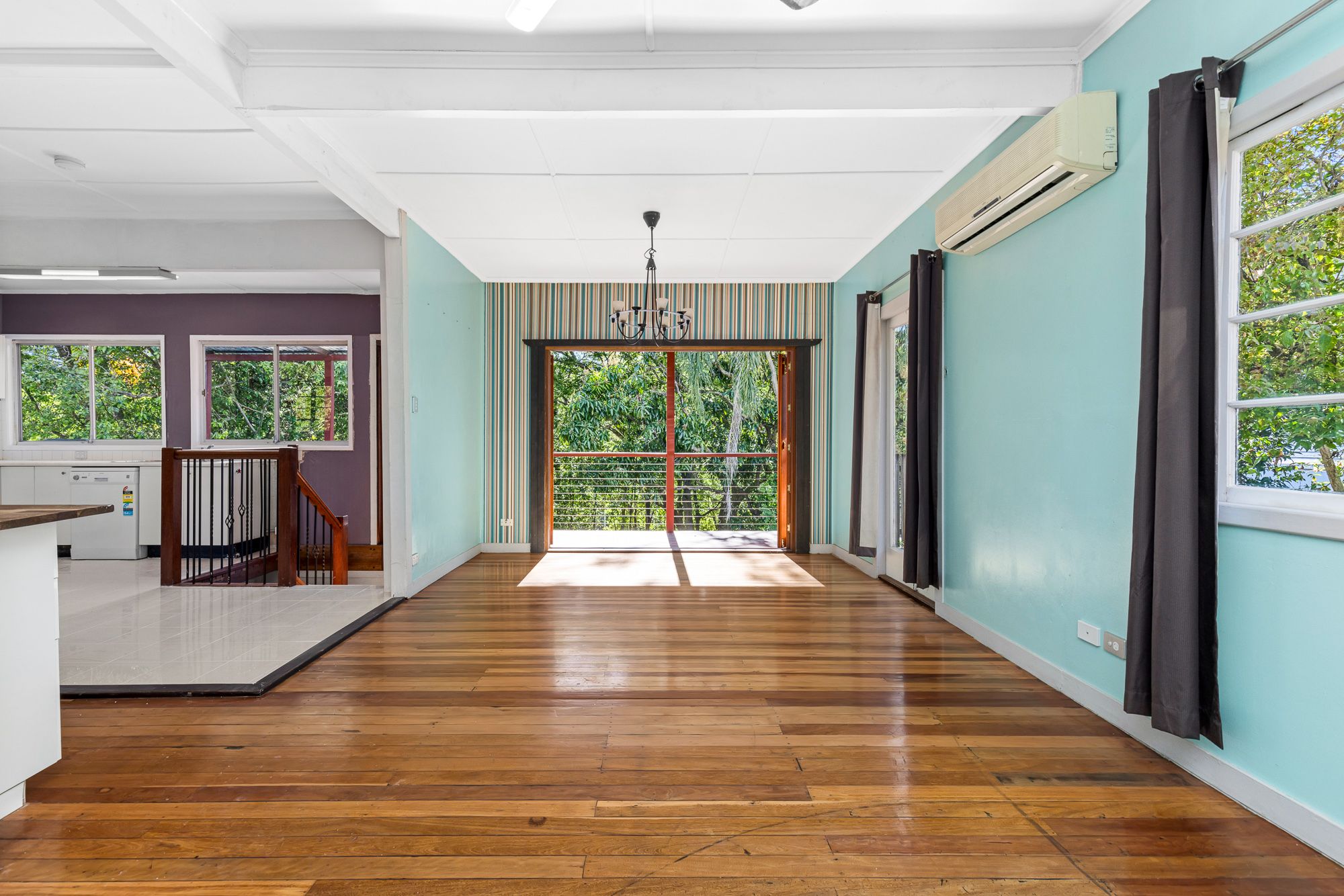 33 Newcomen Street, Indooroopilly, QLD 4068