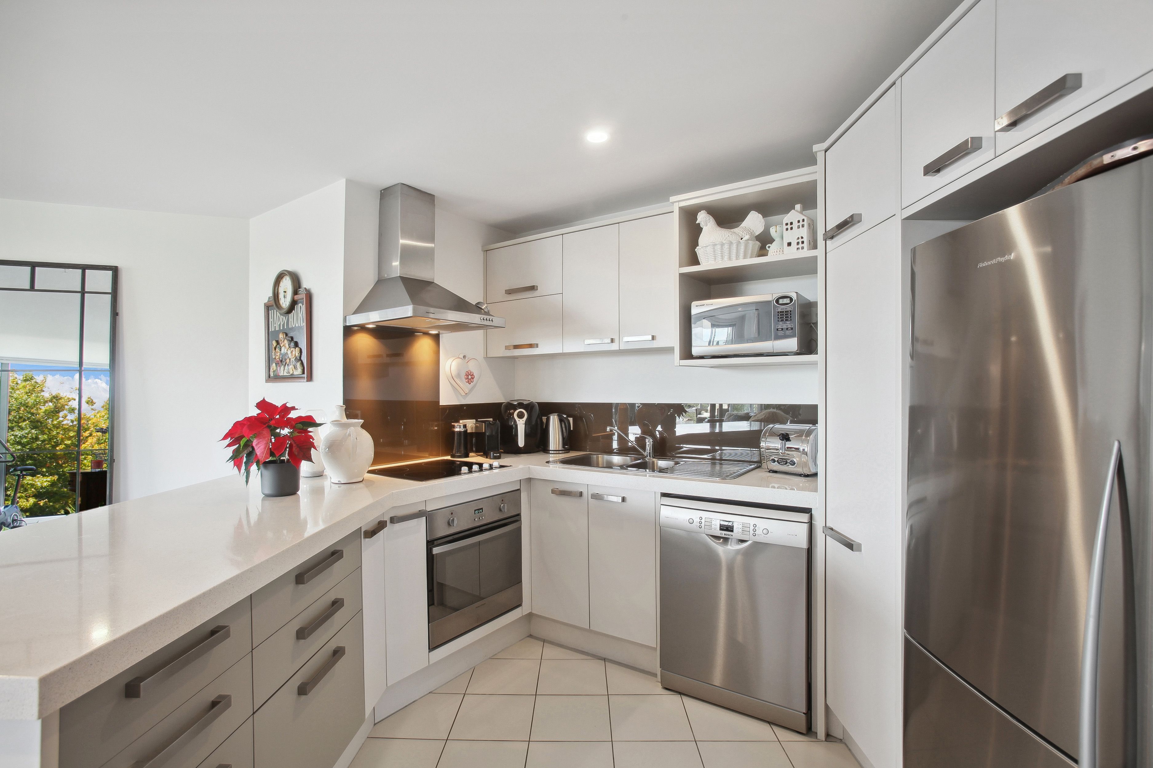 2A/84 Gunner Drive, Te Atatu Peninsula, Waitakere City