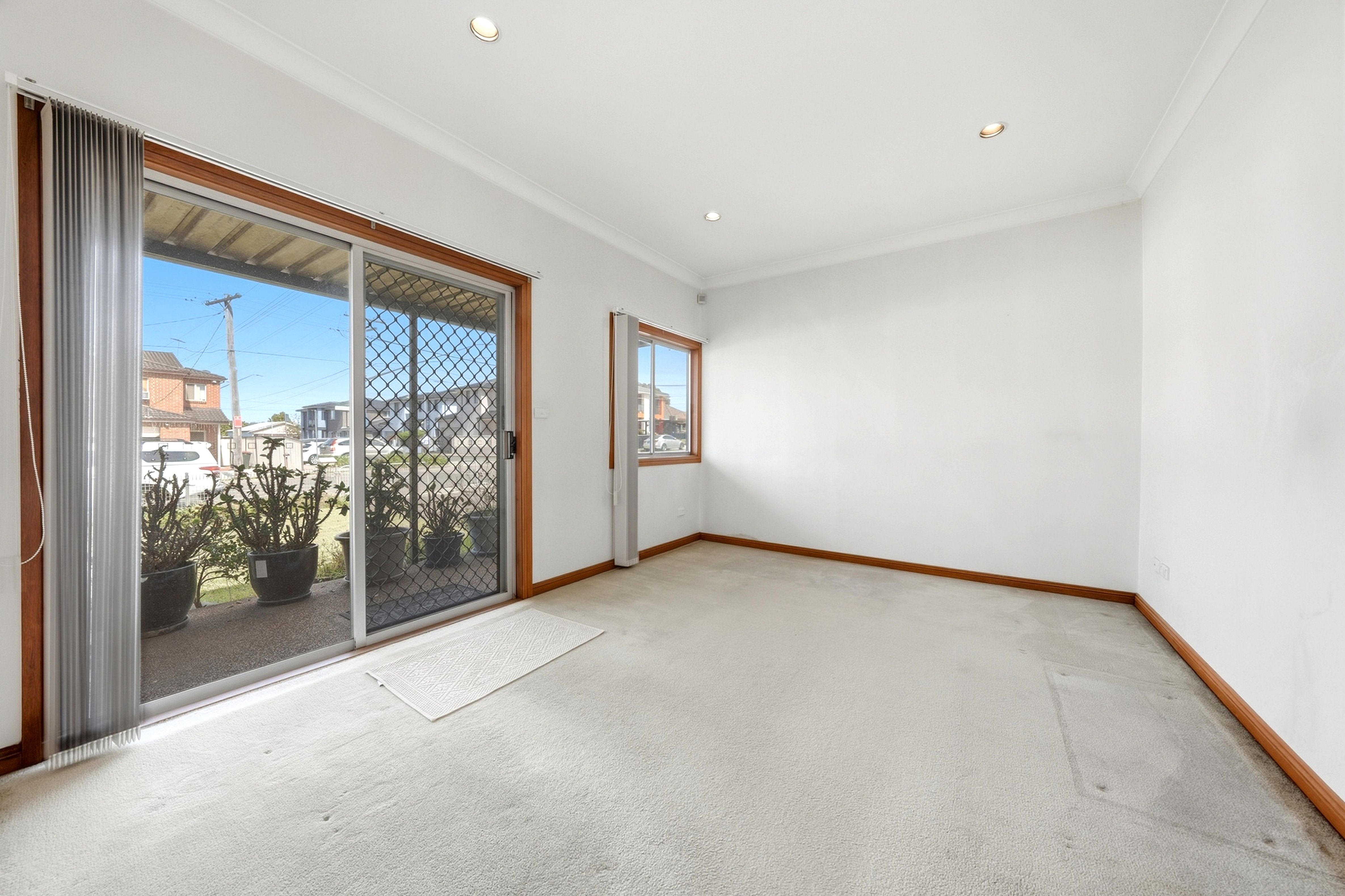 87 Torrens Street — photo 4 of 18