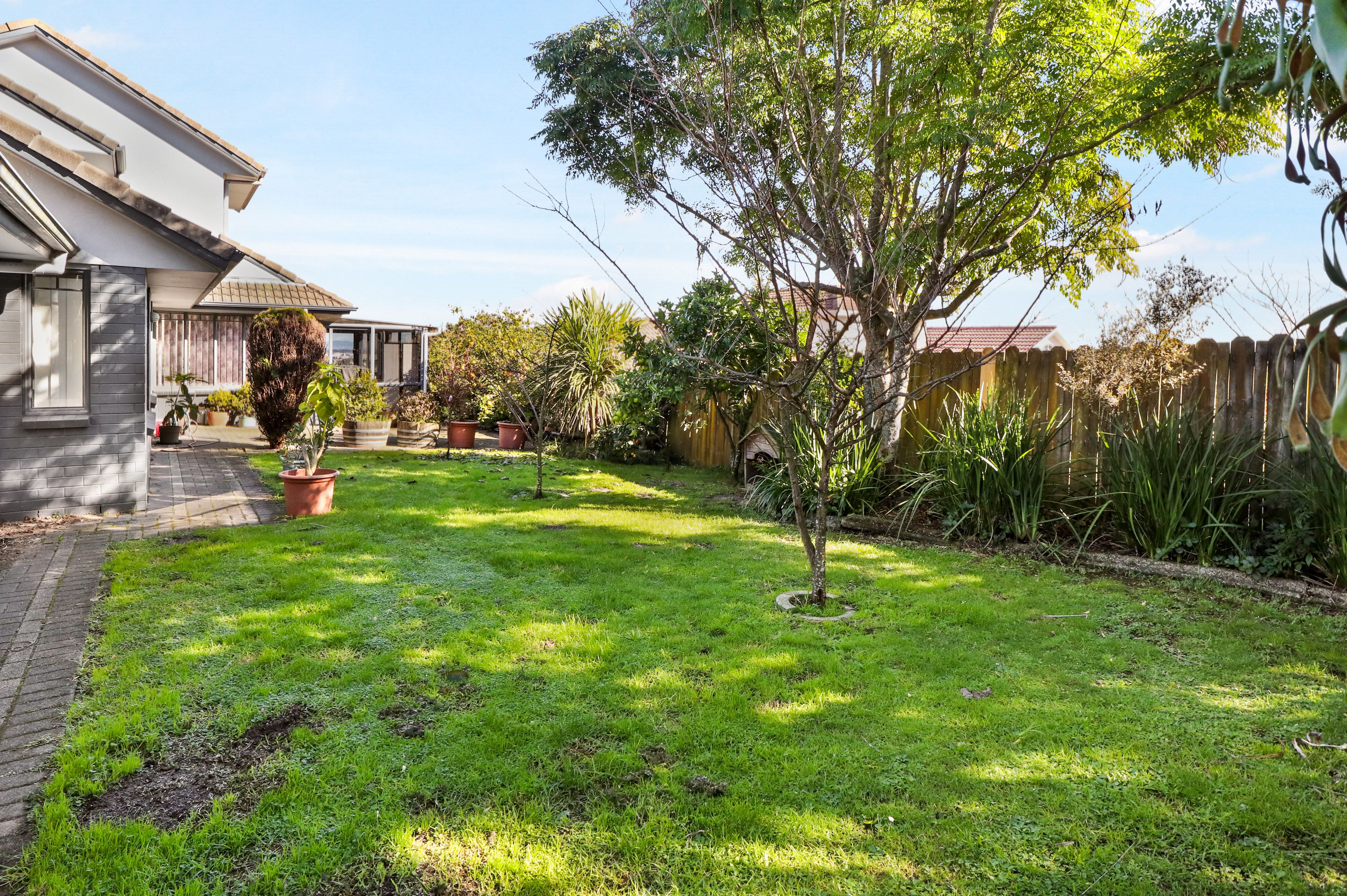 31 Ribbonwood Crescent, Goodwood Heights, Manukau City