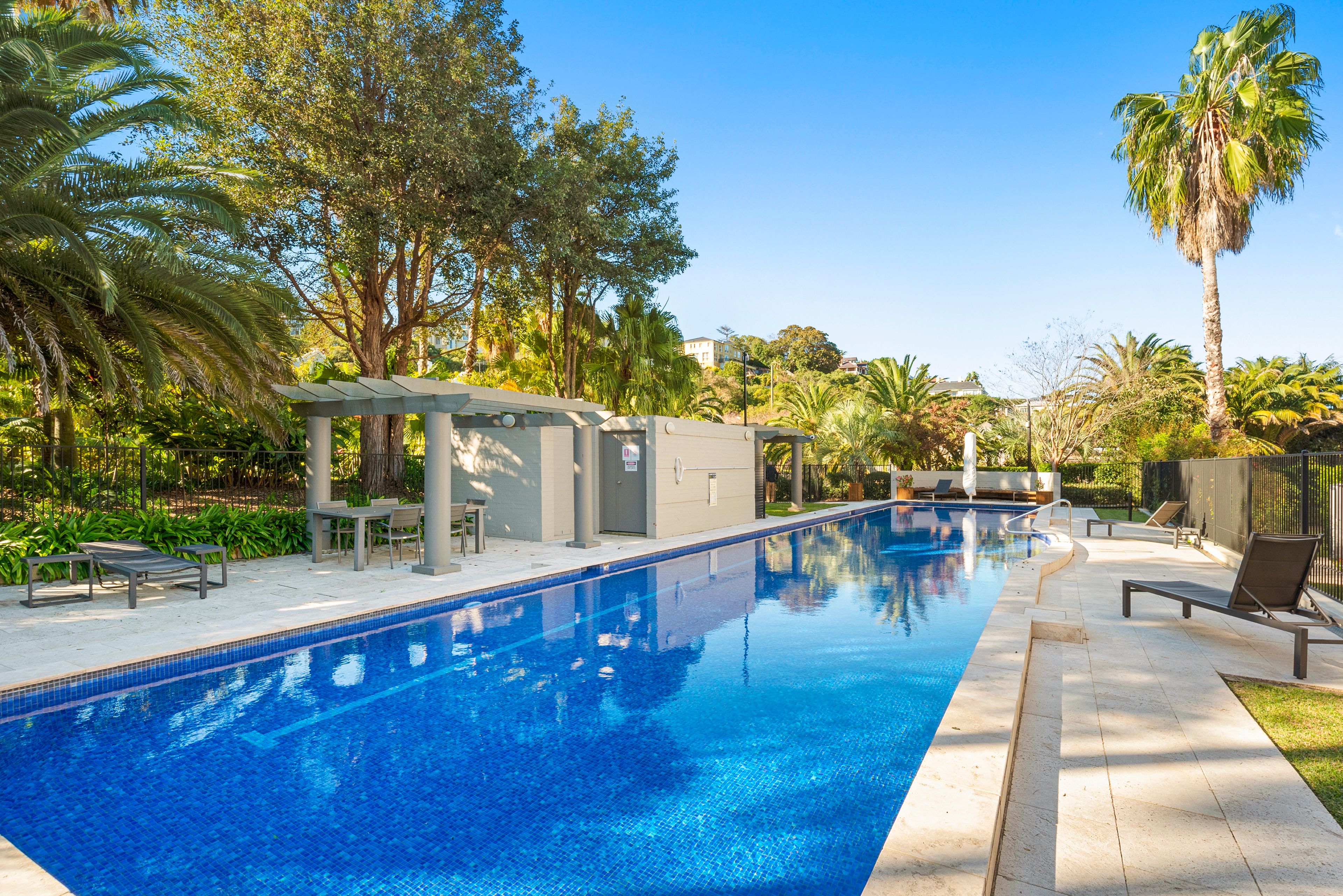 4/3 Le Vesinet Drive — photo 18 of 23