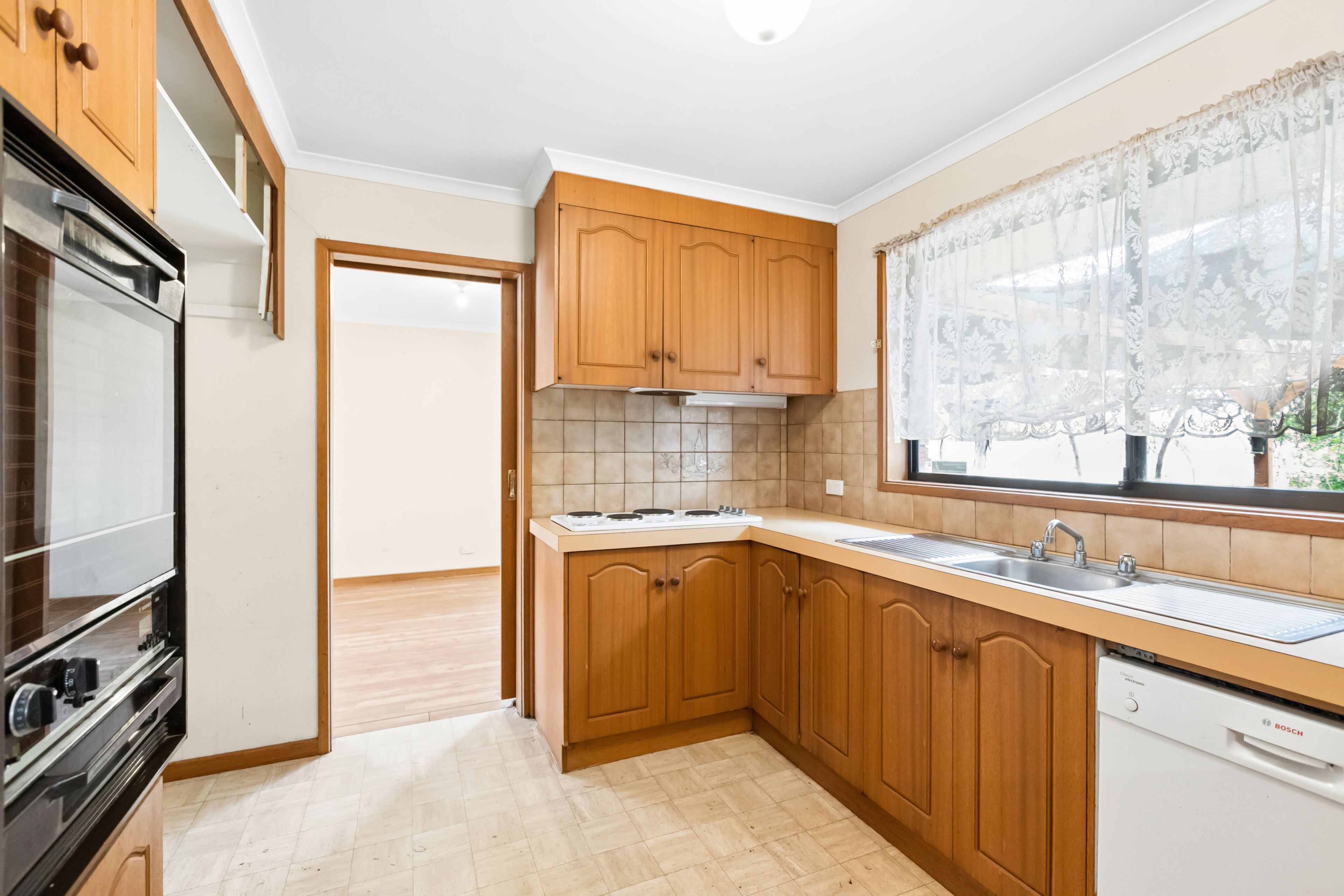 6 Zhoe Court — photo 4 of 16