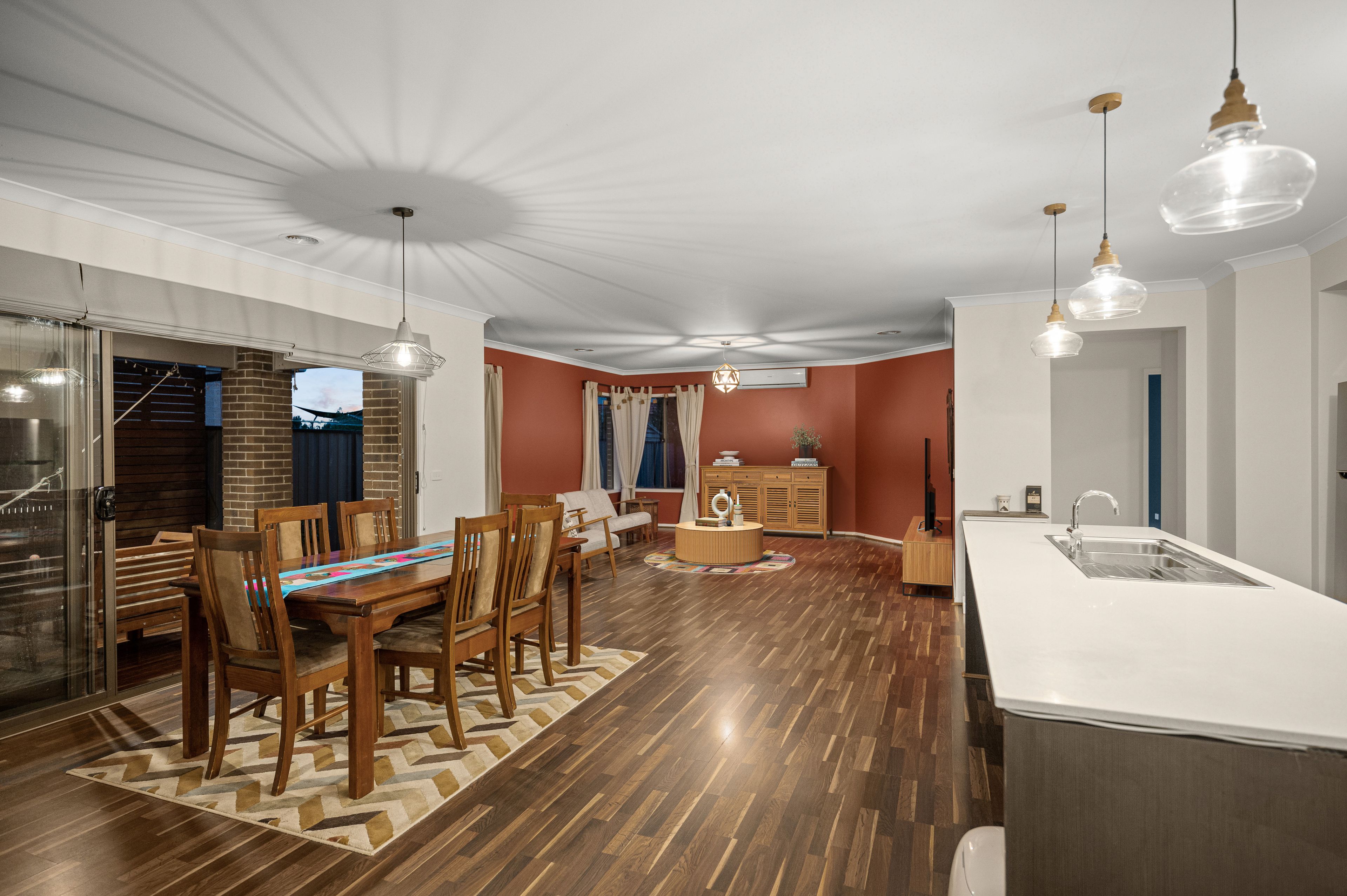 84 Windermere Boulevard — photo 7 of 30