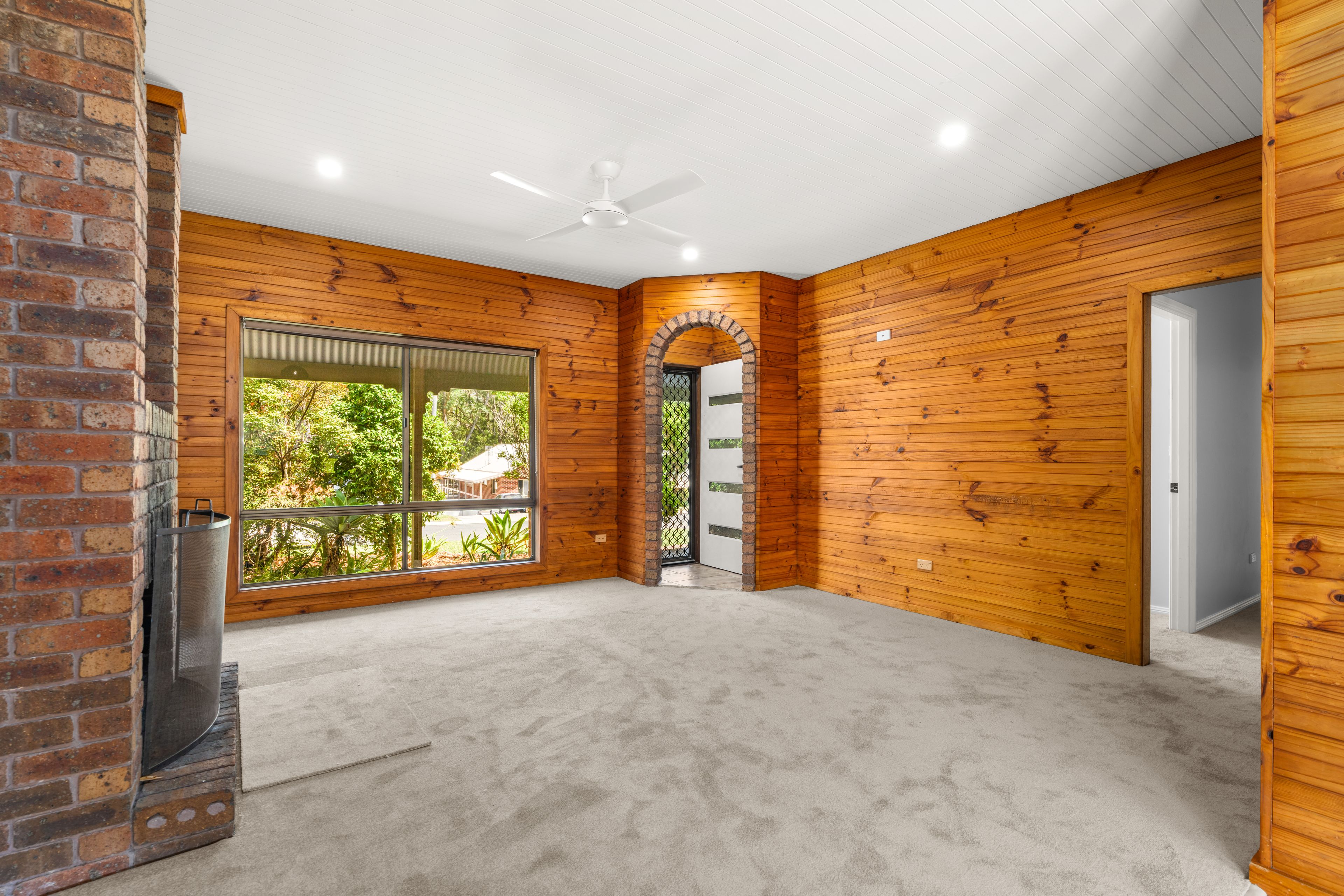 13 Watersedge Avenue, Basin View, NSW