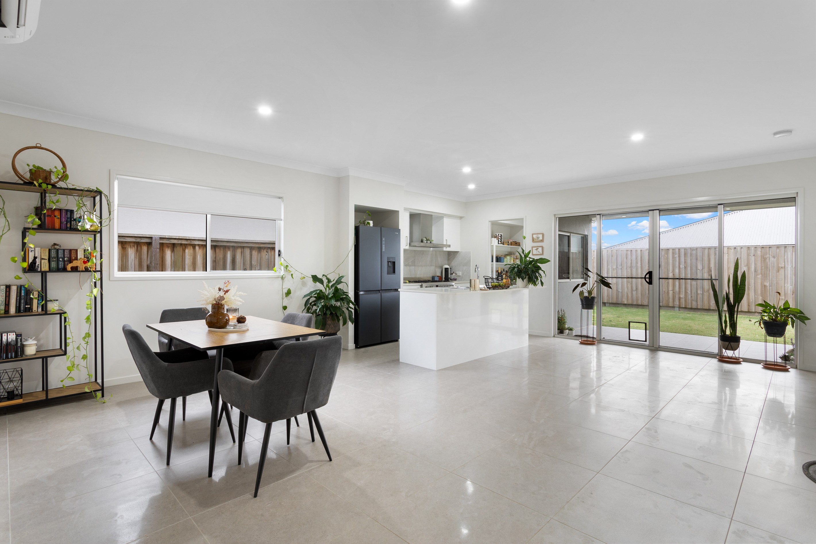 8 Anemone Close, Caboolture, QLD 4510