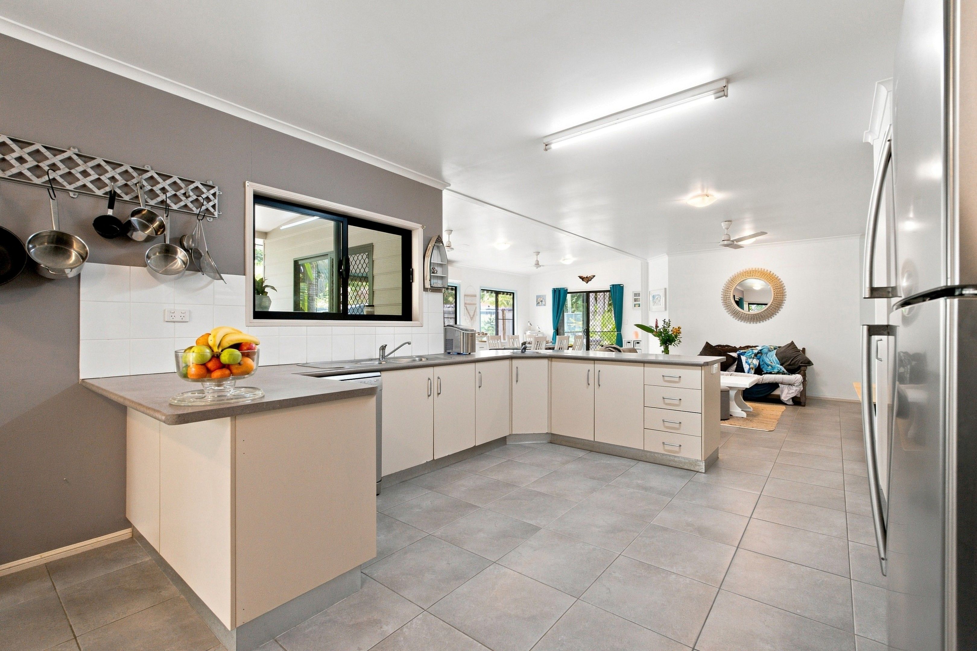 3 Spurwood Close — photo 5 of 30