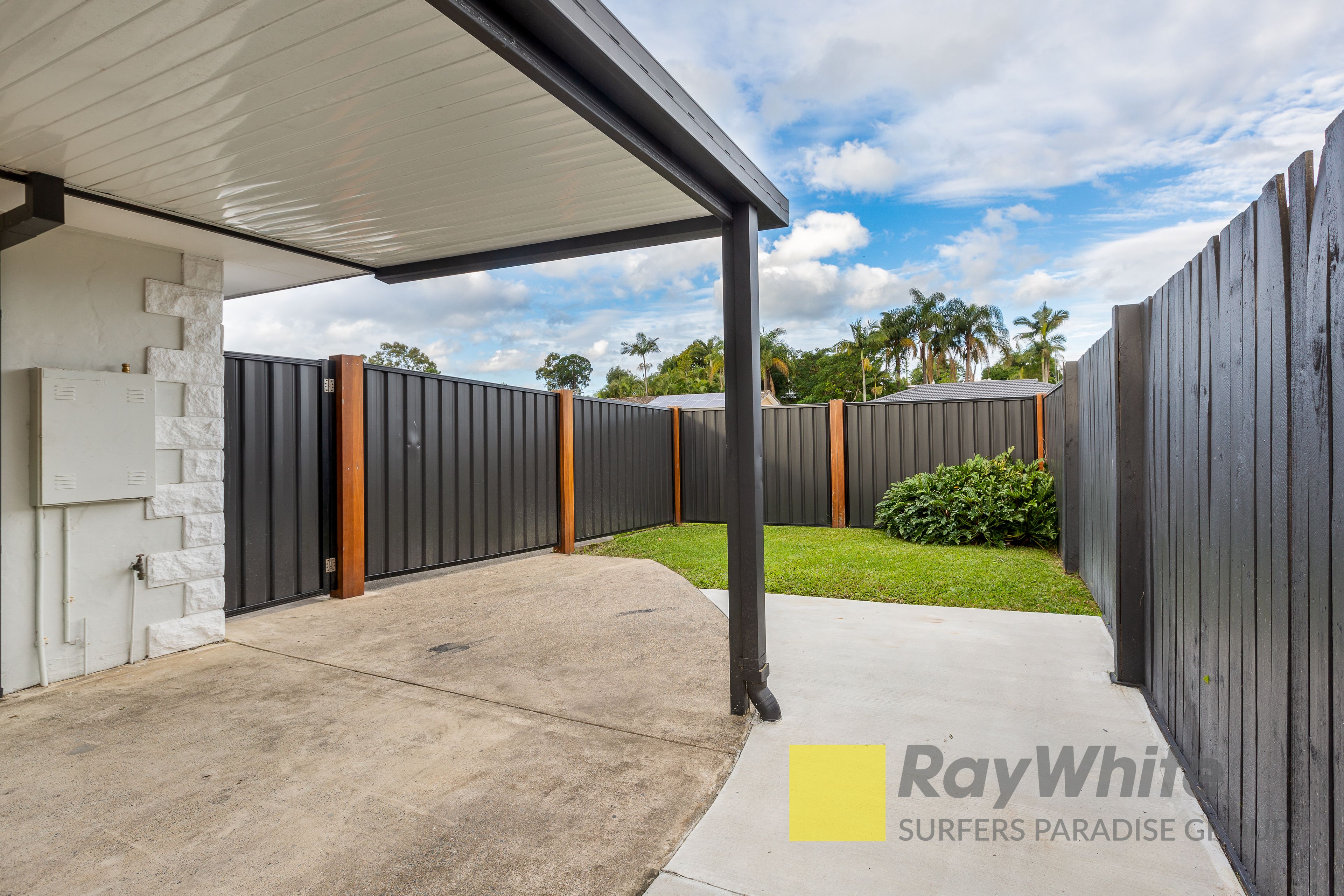 1/150 Kumbari Avenue, Labrador, QLD 4215