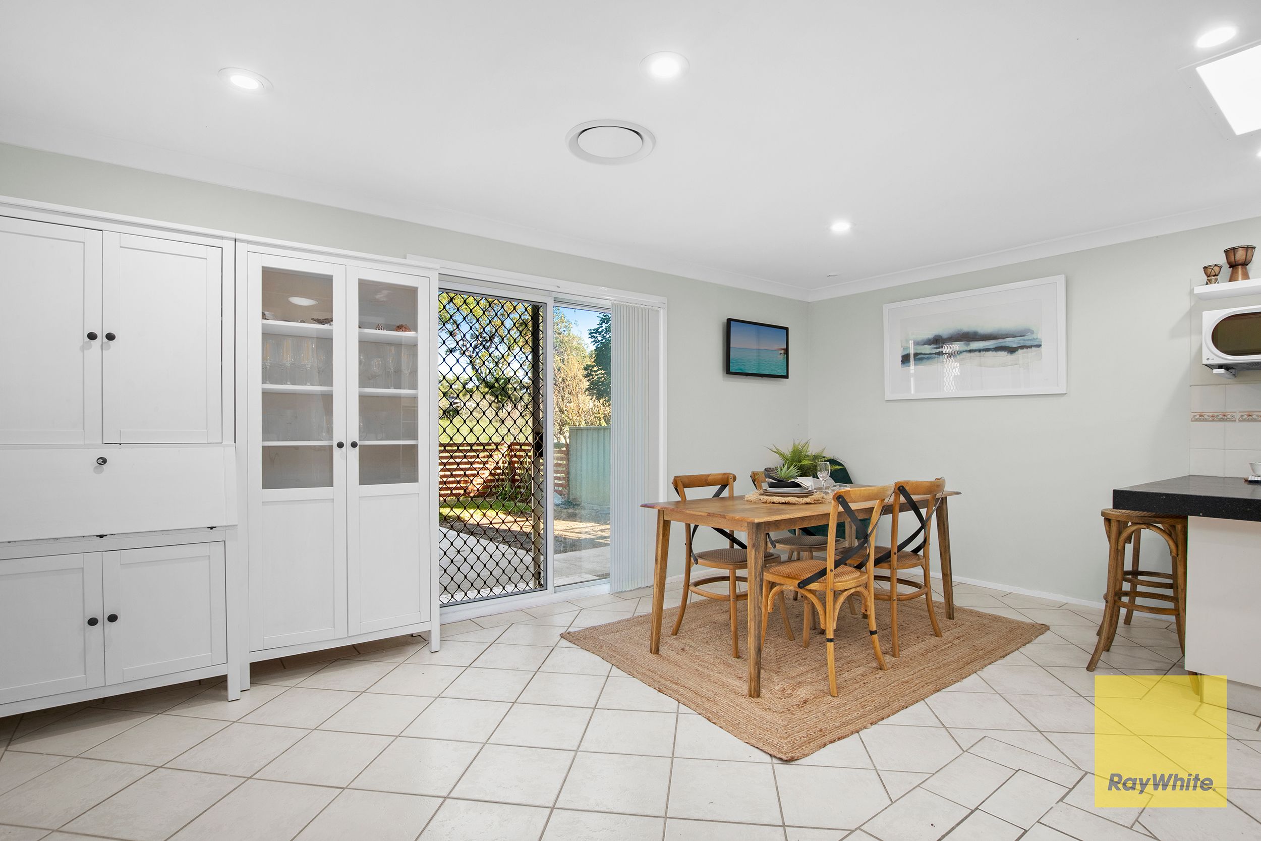 17 Wilks Avenue — photo 4 of 14