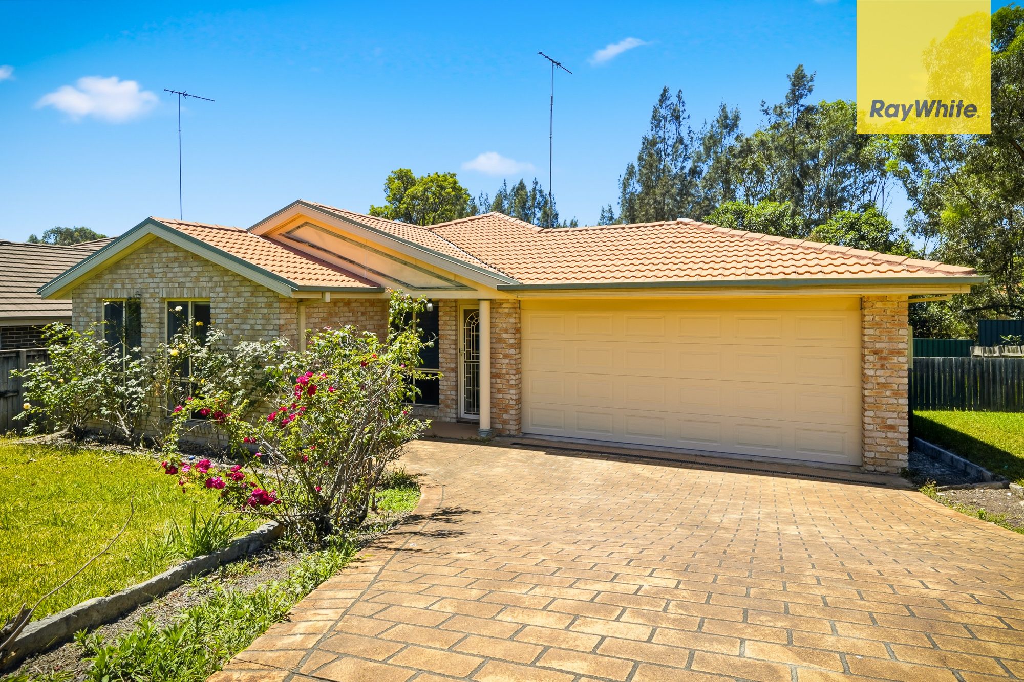 8 Turf Place, Quakers Hill, NSW 2763