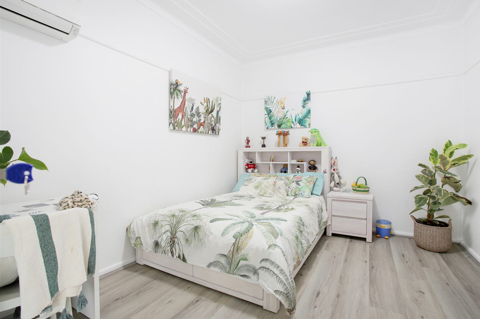 27 Rowley Street — photo 5 of 12