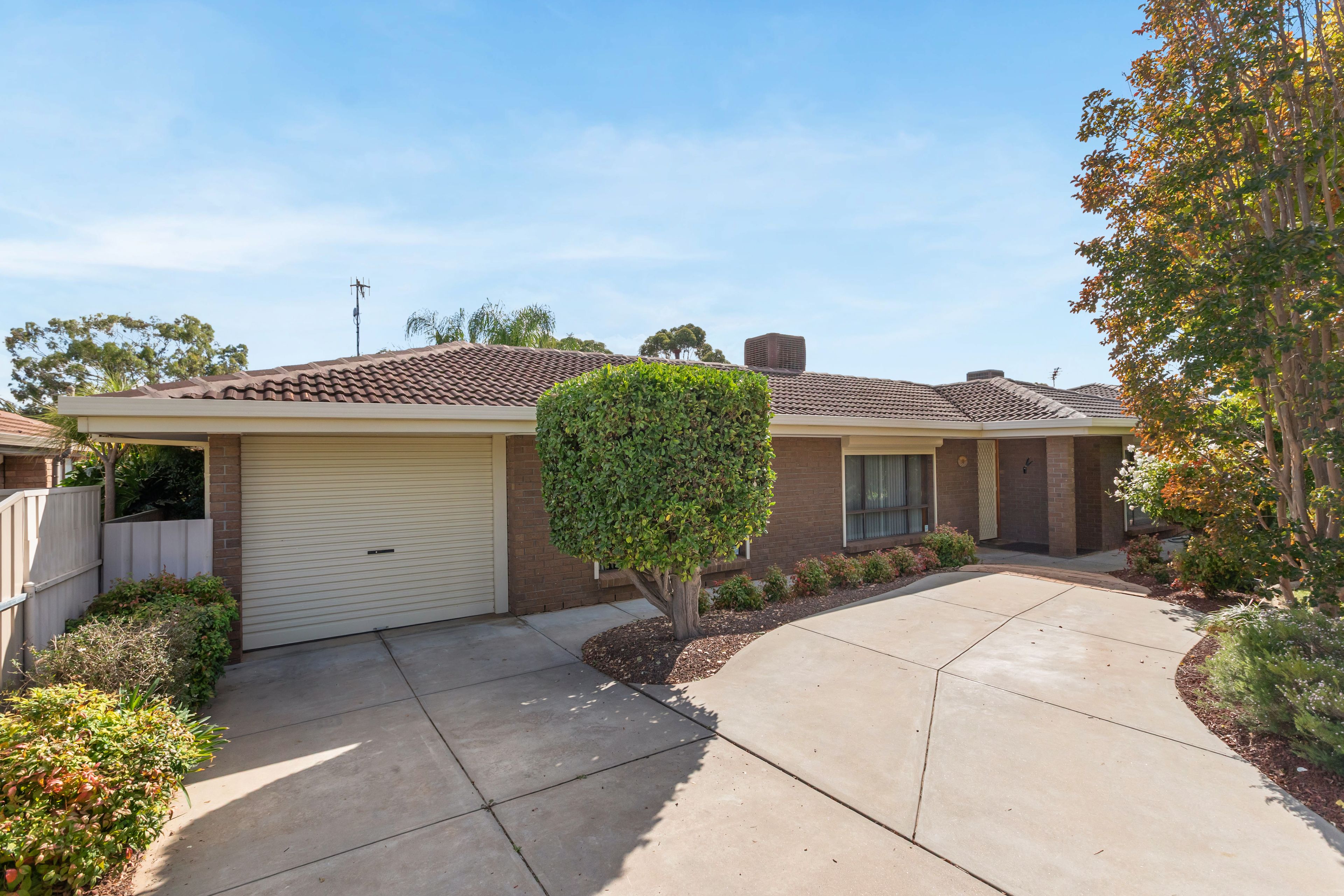 5 Birch Grove, Craigmore, SA 5114