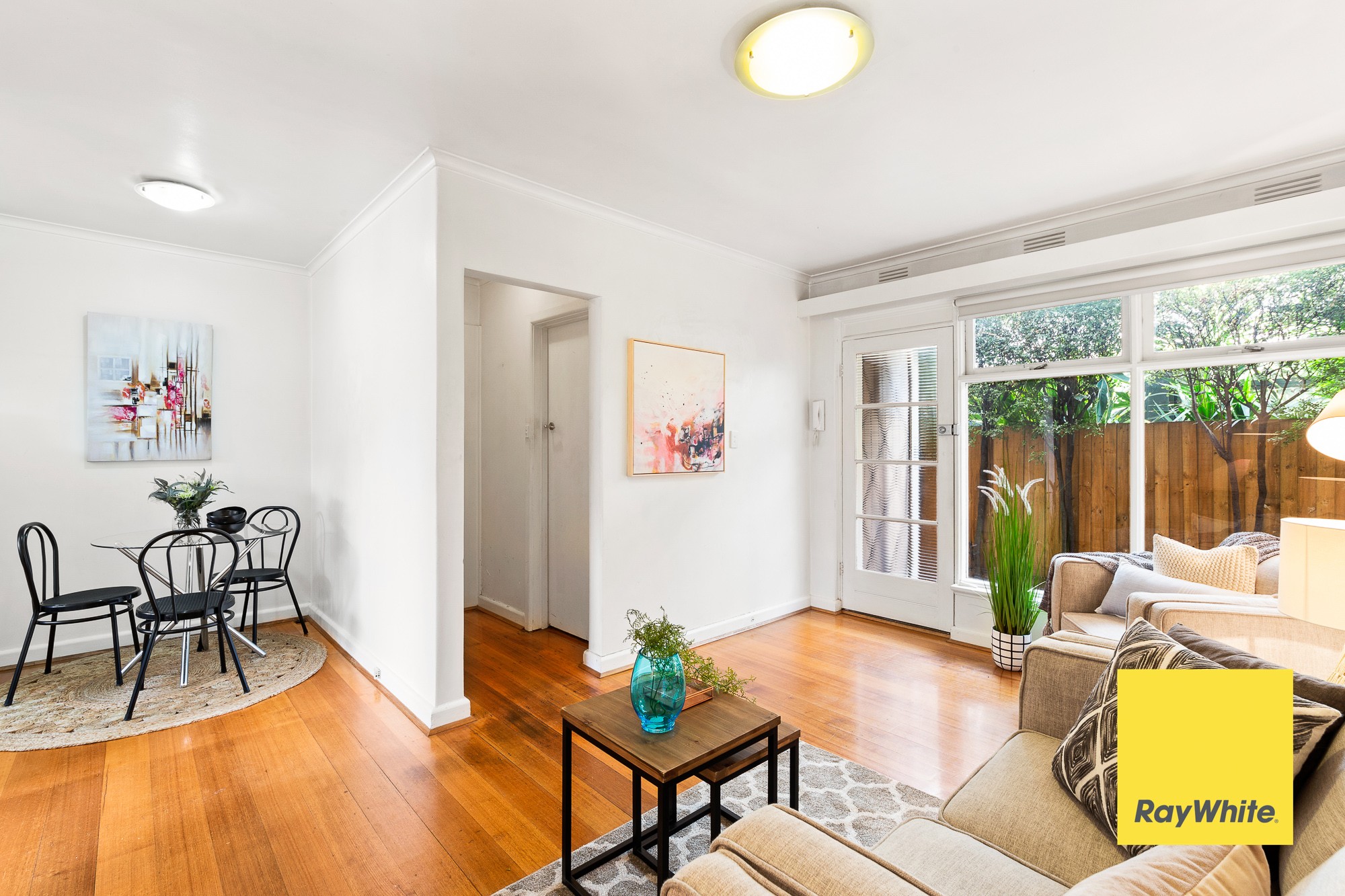 4/8 Docker Street, Elwood, VIC 3184