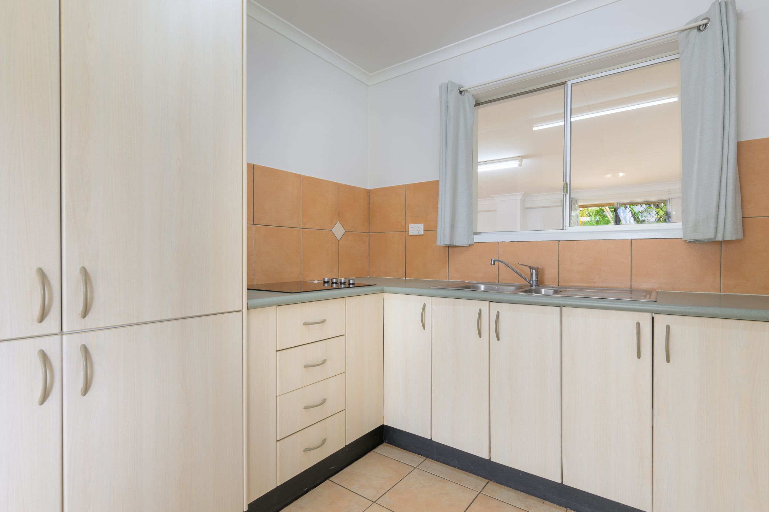 33 Wistari Street, Clinton, QLD 4680