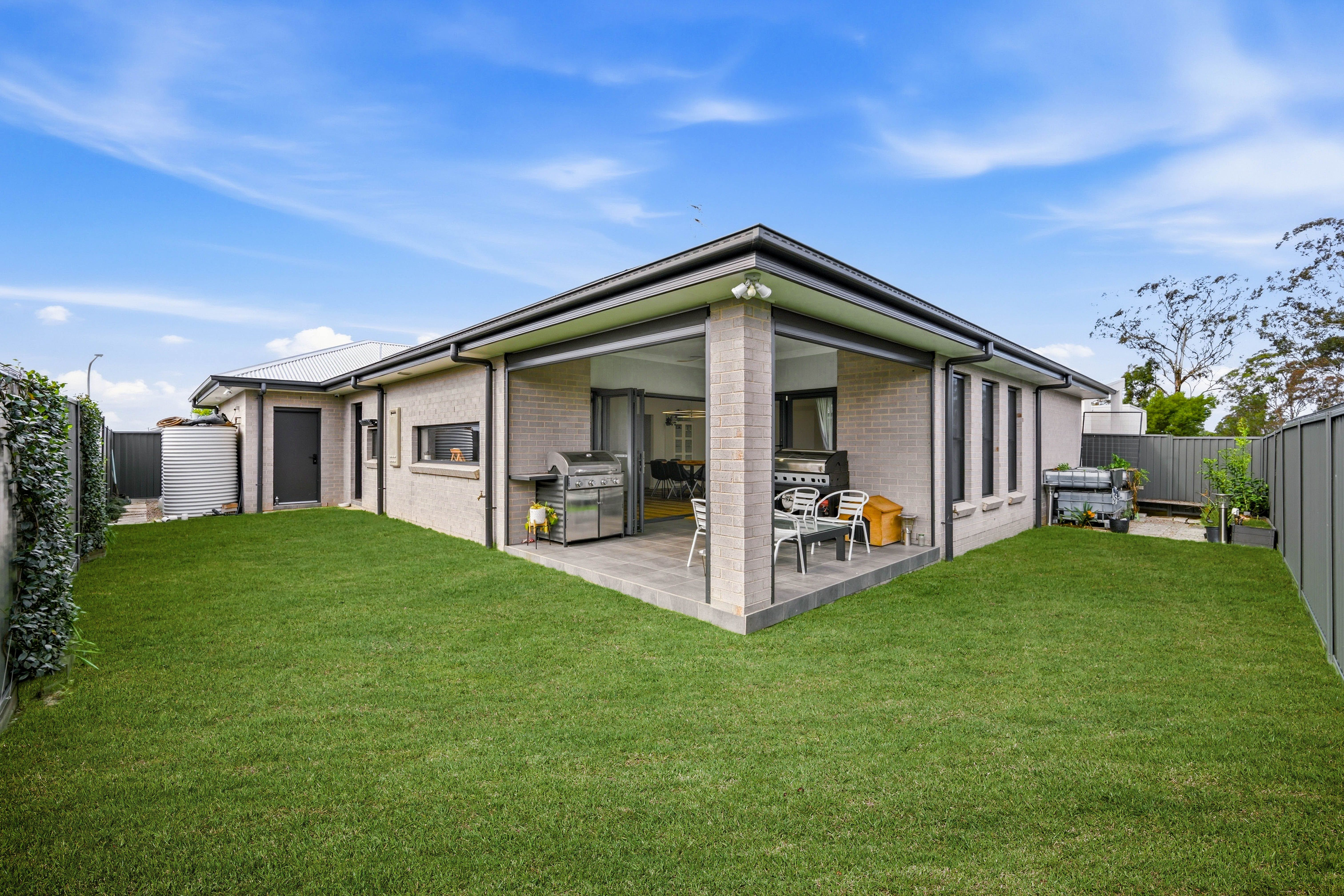 12 Mallee Crescent — photo 5 of 11