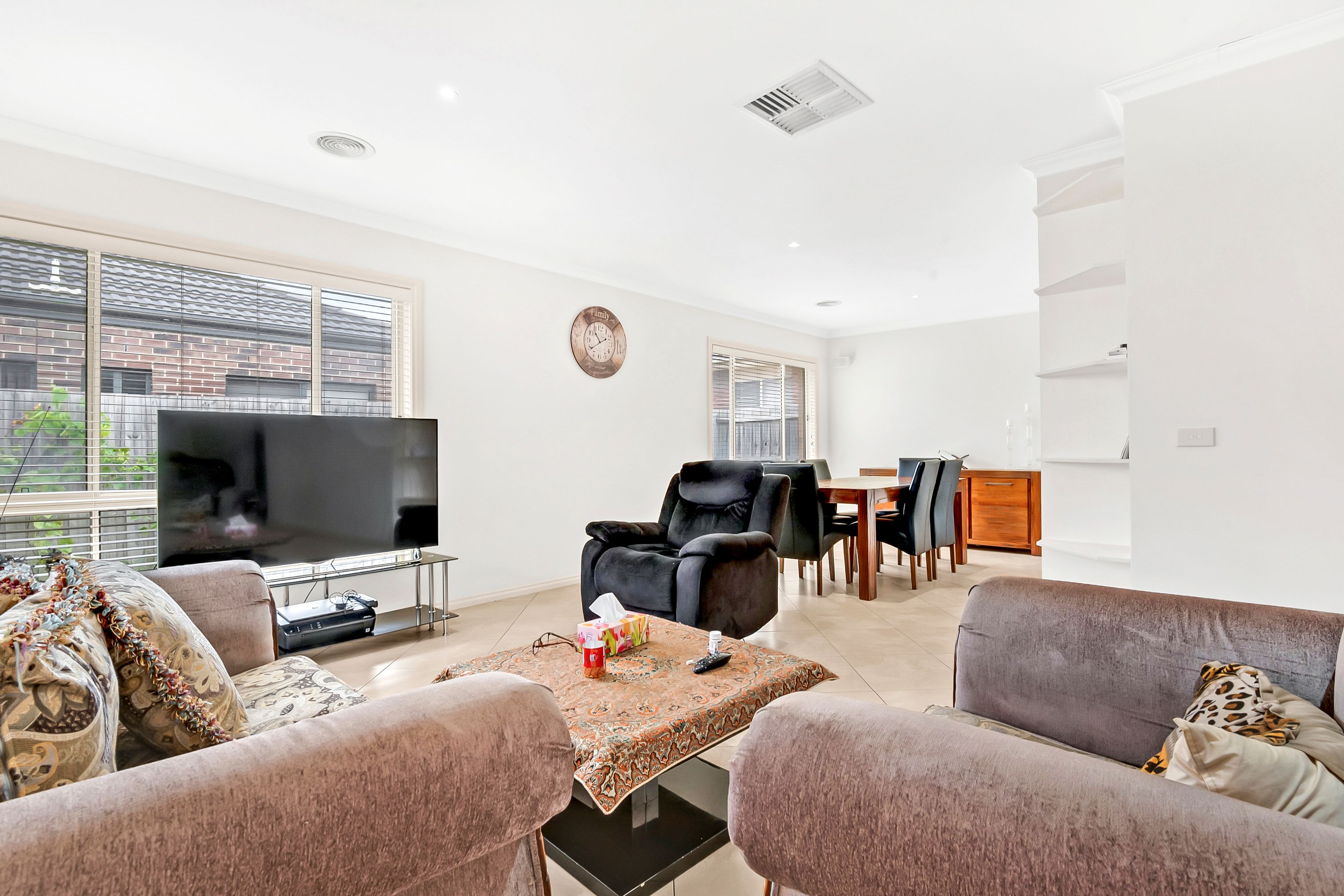 35 Chandler Drive, South Morang, VIC 3752
