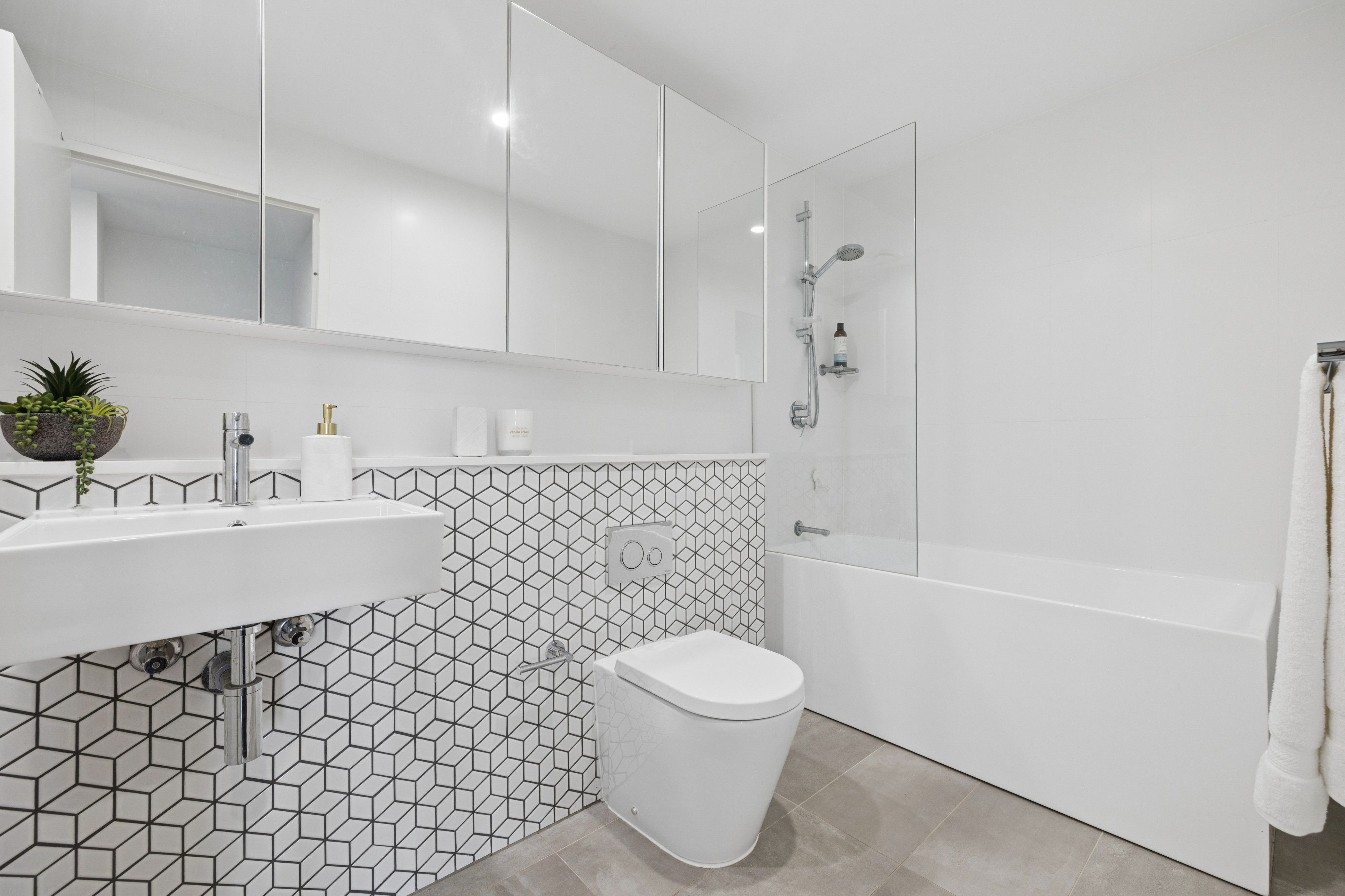 612/99A Bonar Street — photo 15 of 17