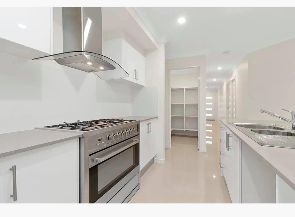 8 Reuben Boulevard, Logan Reserve, QLD 4133