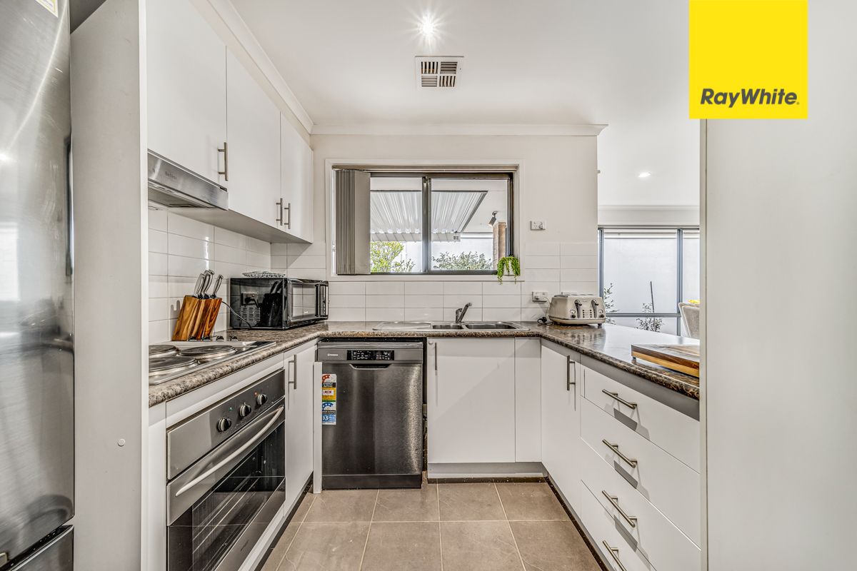 11 Bryan Hudson Street, Macgregor, ACT 2615