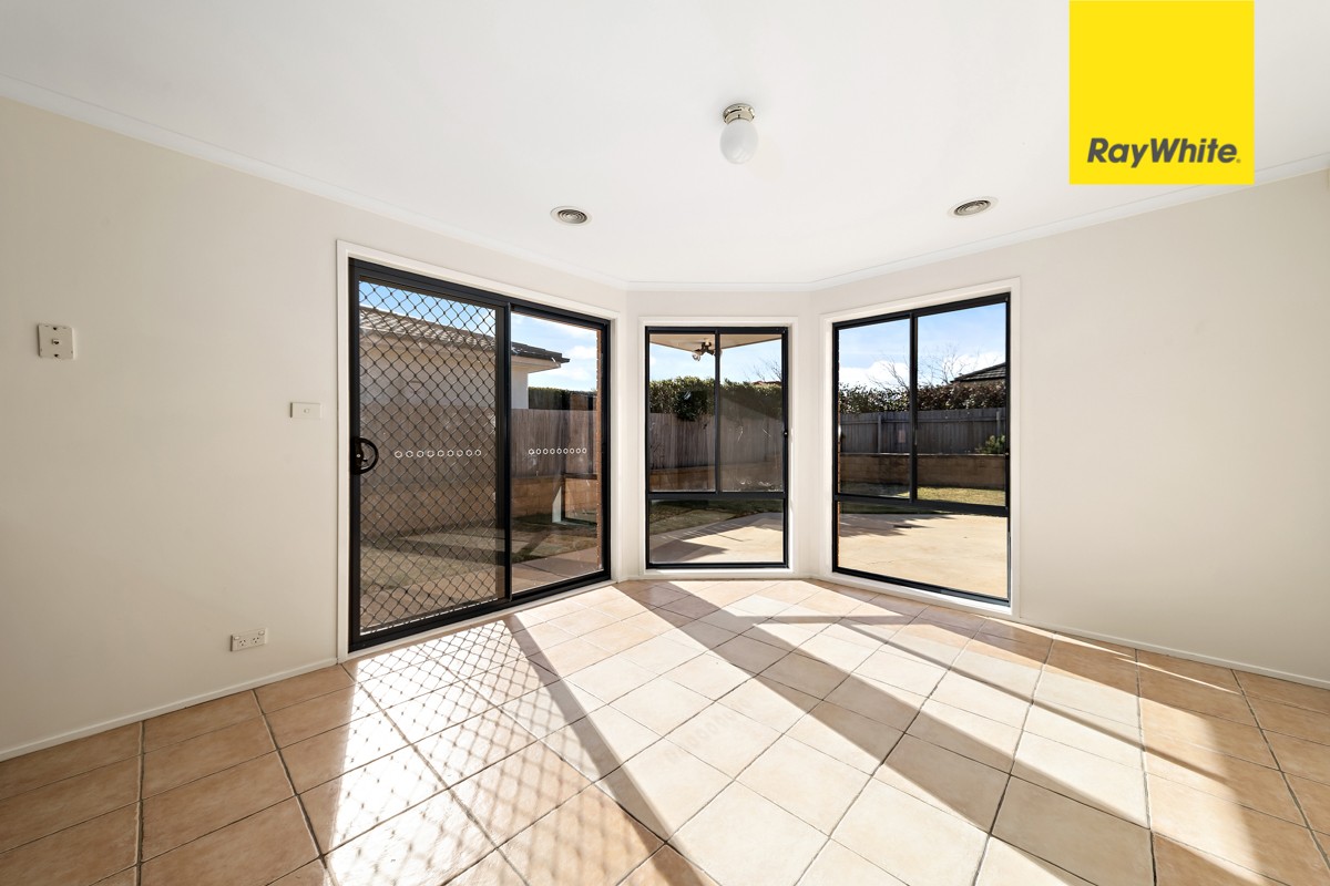 4 Higham Place, Dunlop, ACT 2615