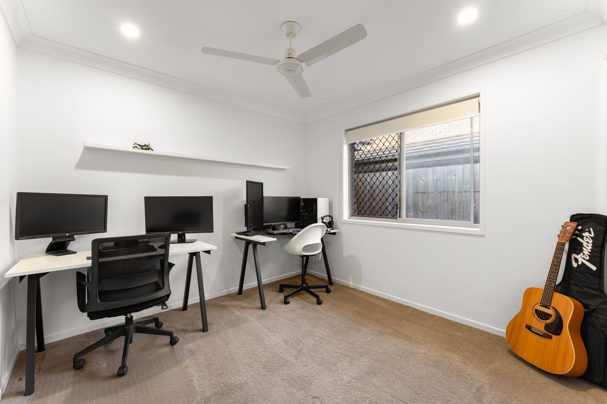 25 Mount Cooroora Street — photo 5 of 29