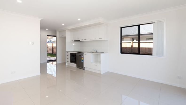 2/30 Arburry Crescent, Brassall, QLD 4305