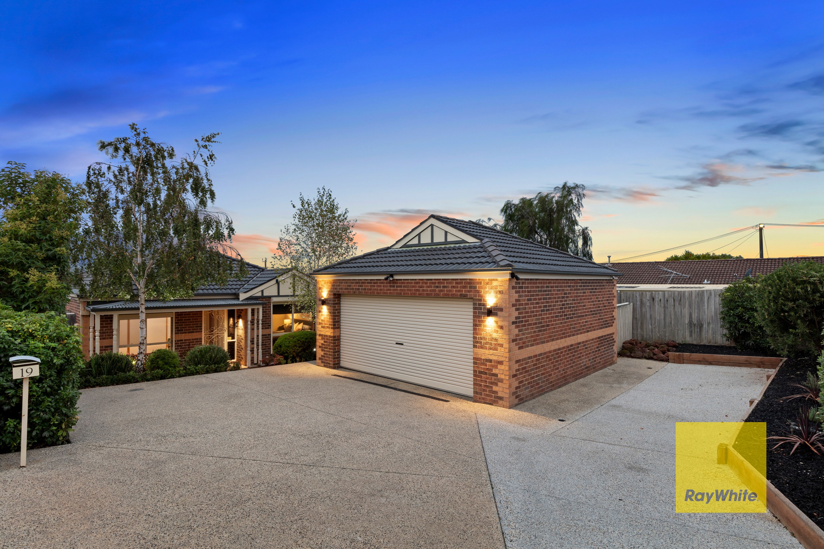 19 Loris Close, Grovedale, VIC 3216