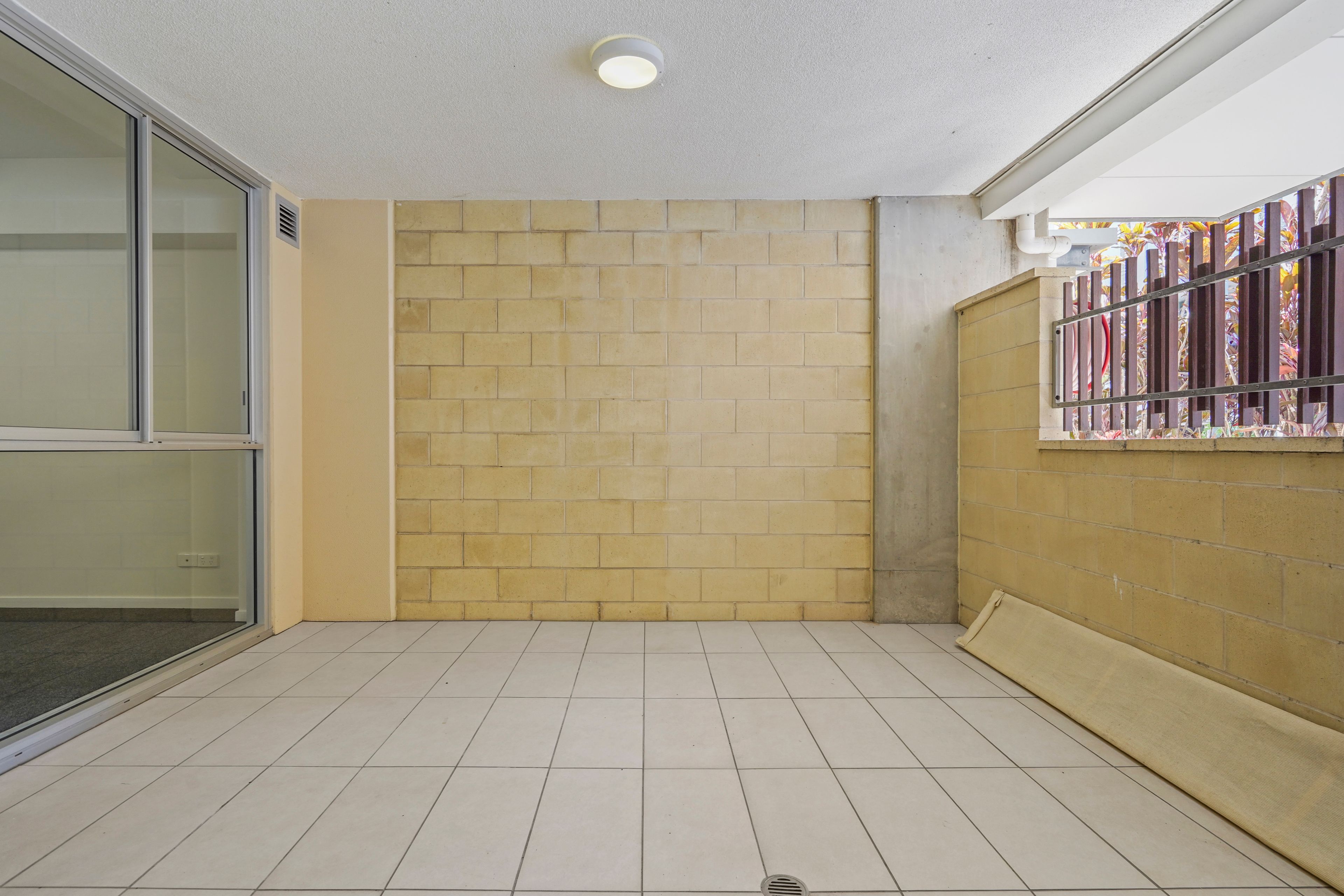 3305/22 Carraway Street — photo 10 of 10