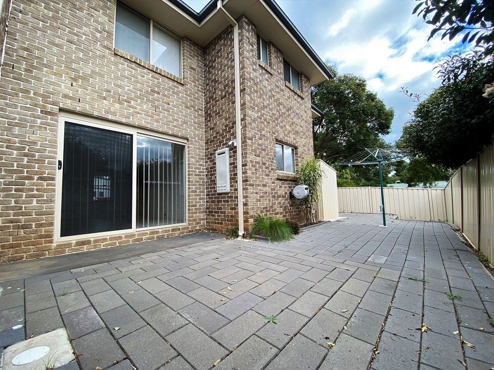 1/7 Thomas Rose Drive, Rosemeadow, NSW 2560