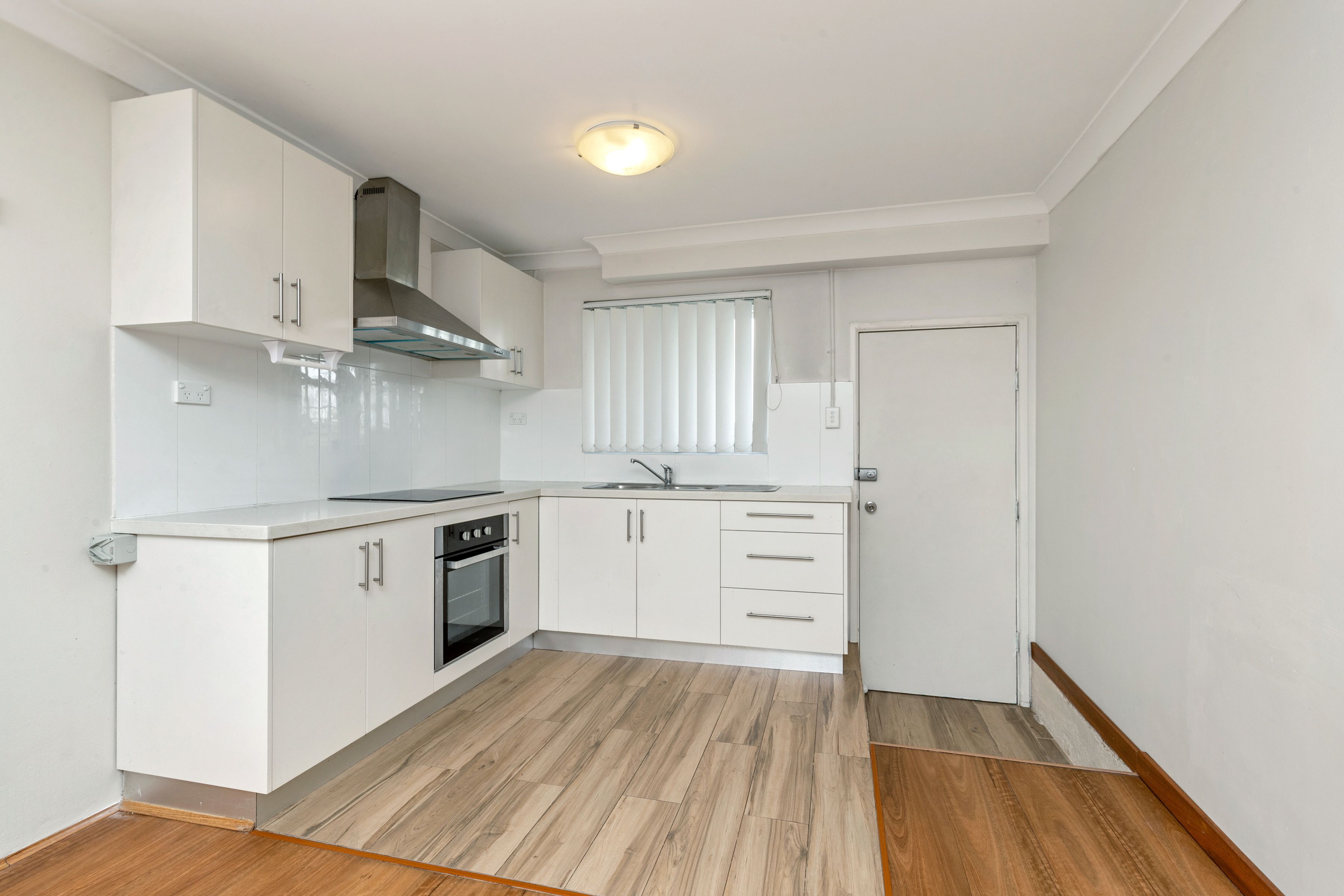 2/8 Mynah Close, Mount Hutton, NSW 2290