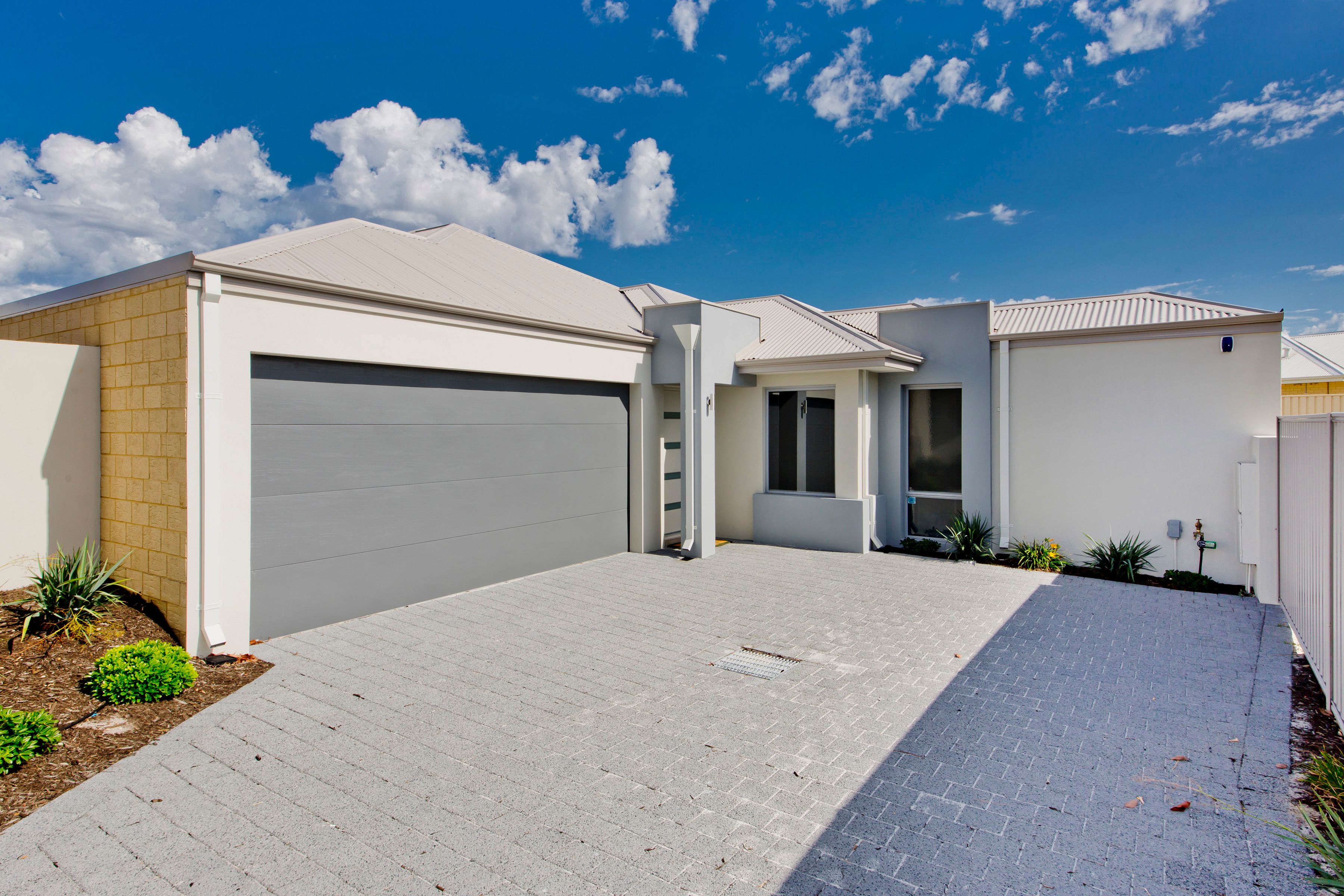8c Hudson Street, Bayswater WA 6053