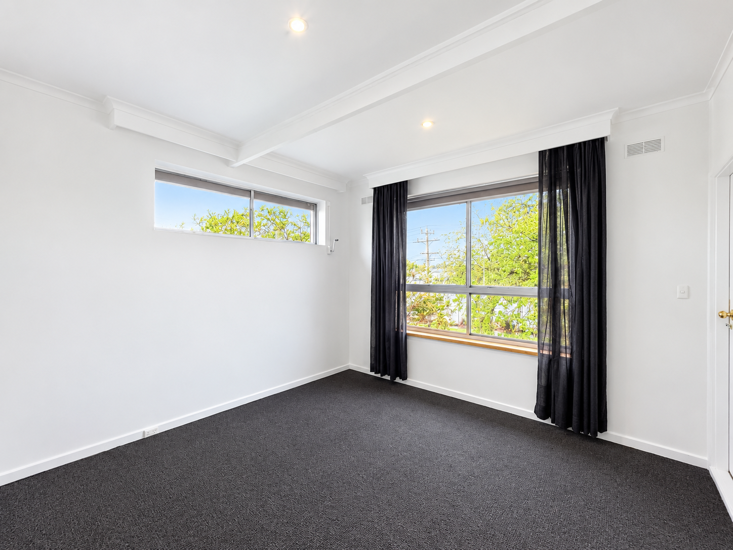 2/254 Huntingdale Road — photo 4 of 6