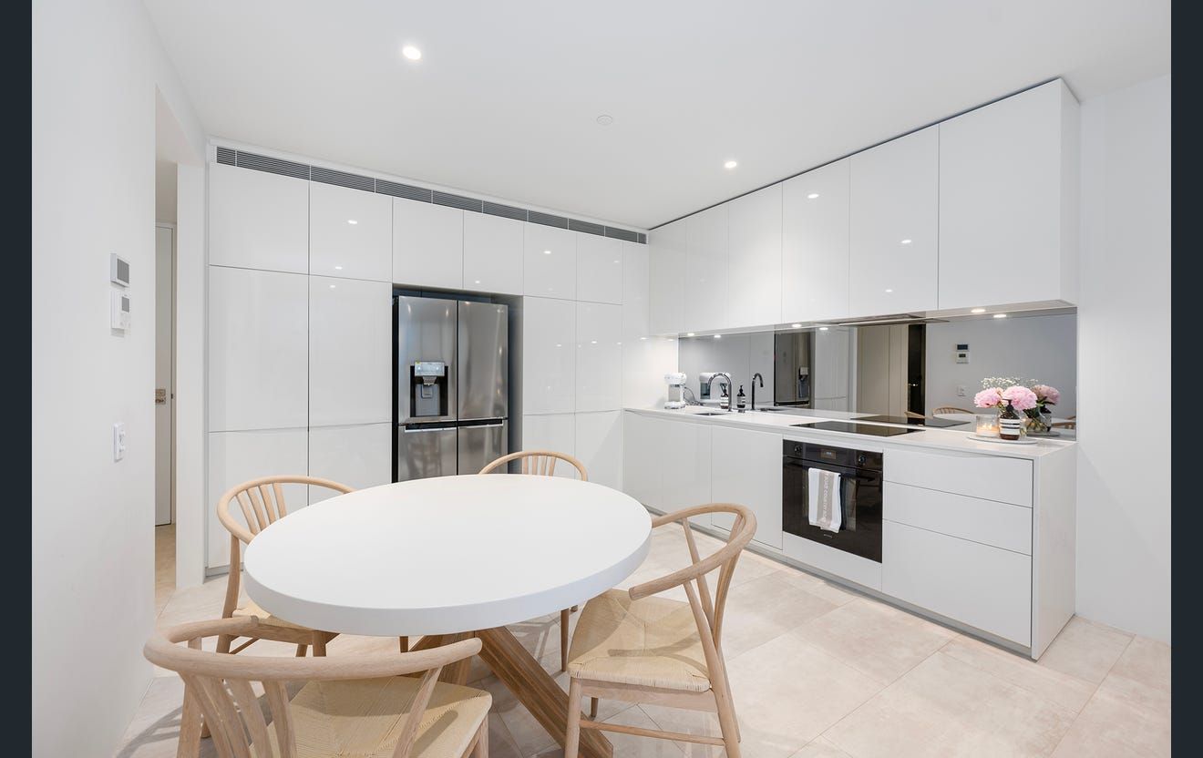 2303/2 The Lanes Boulevard, Mermaid Waters, QLD 4218