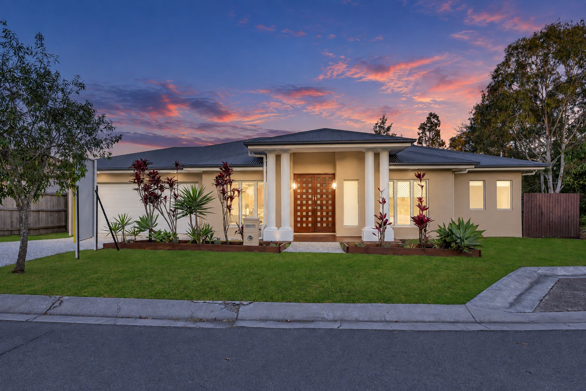 22 Sevenhill Place — photo from Ray White Forest Lake QLD