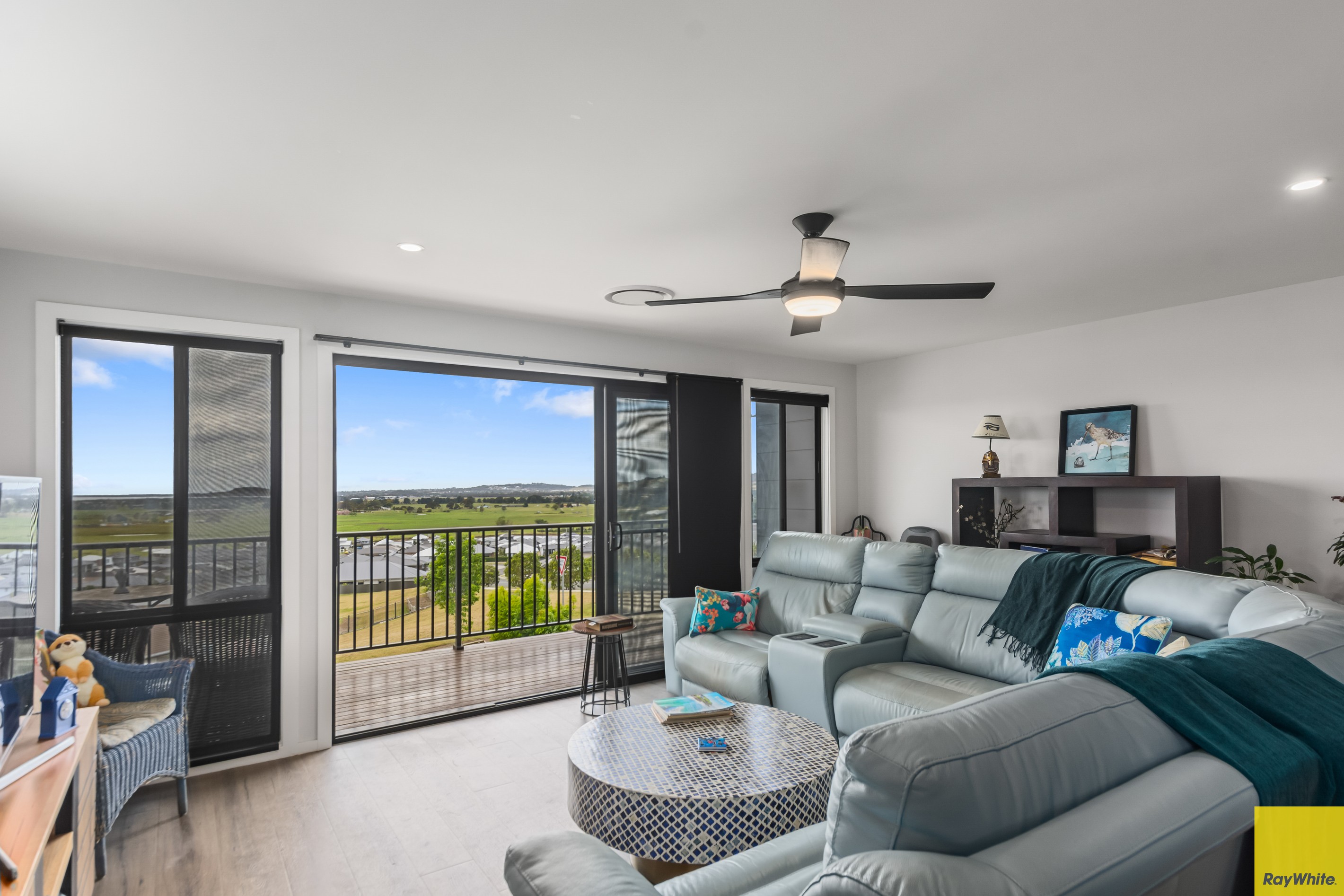 1 Sylvia Drive, Calderwood, NSW 2527