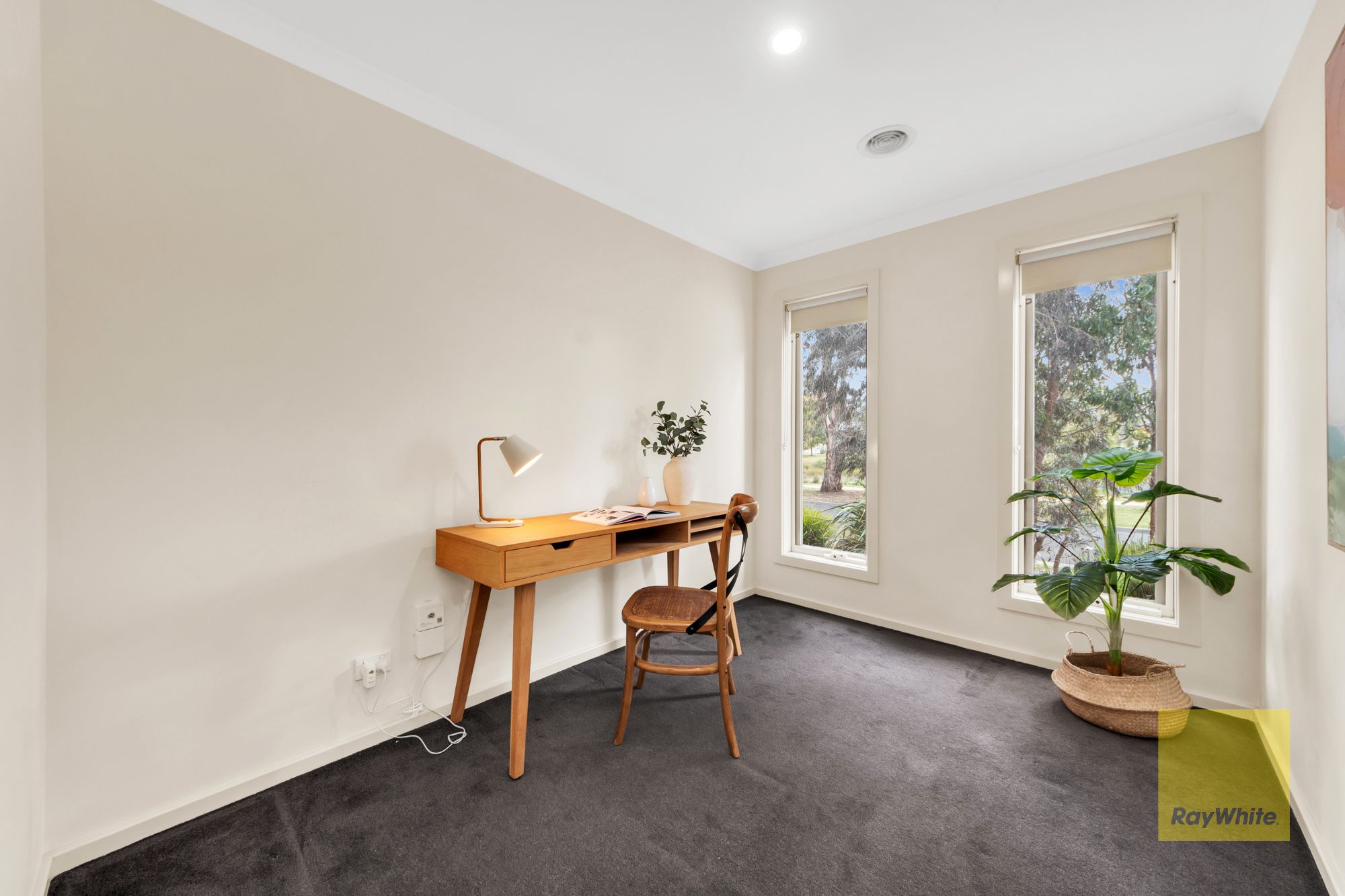 10 Trott Street — photo 3 of 27