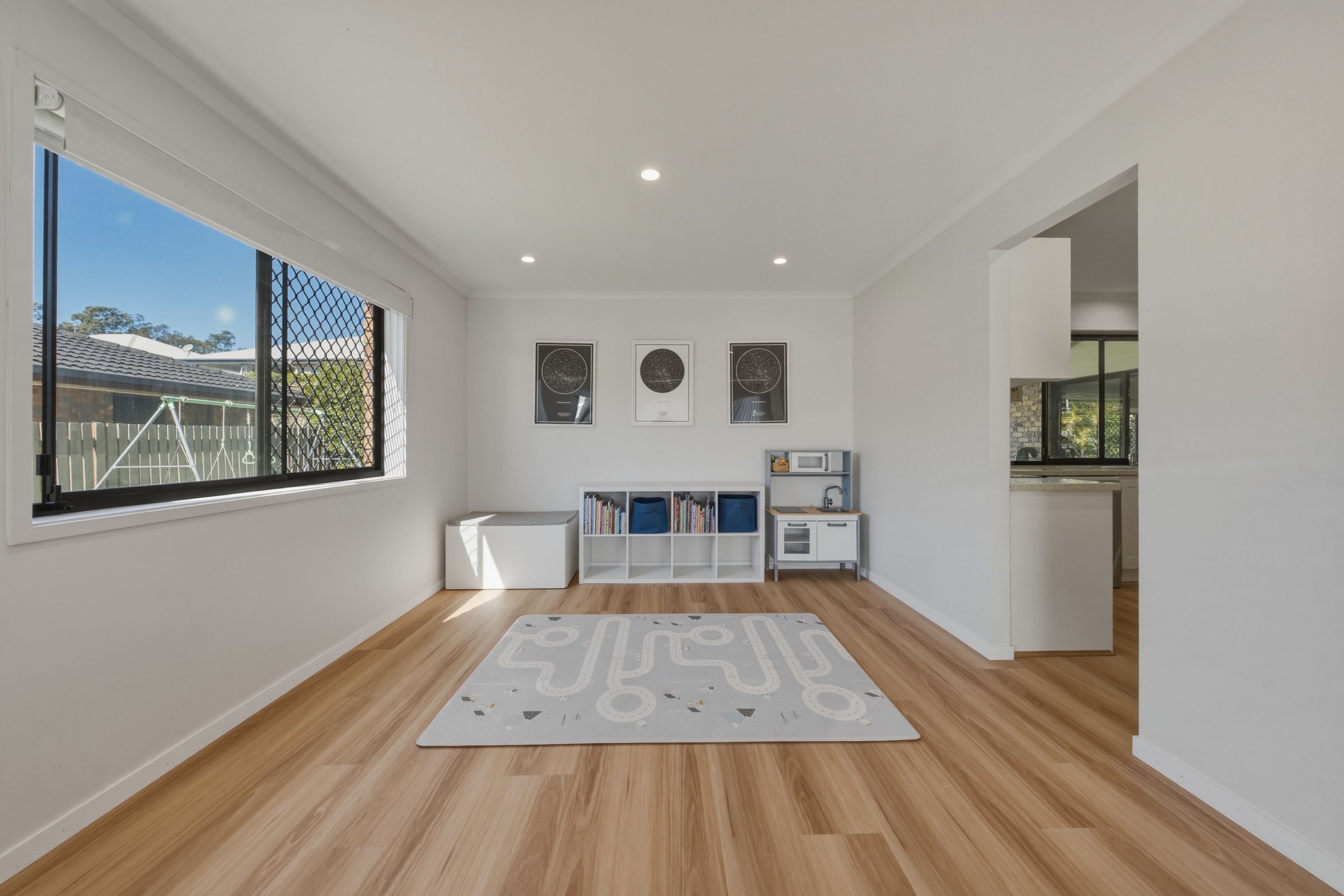 30 Sinatra Crescent — photo 14 of 30