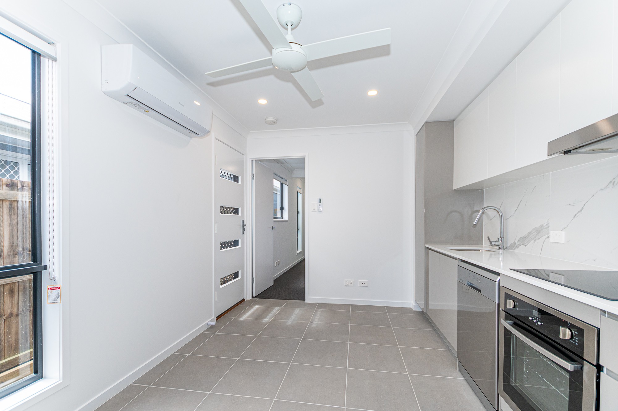 2/27A Starling Street, Loganlea, QLD 4131