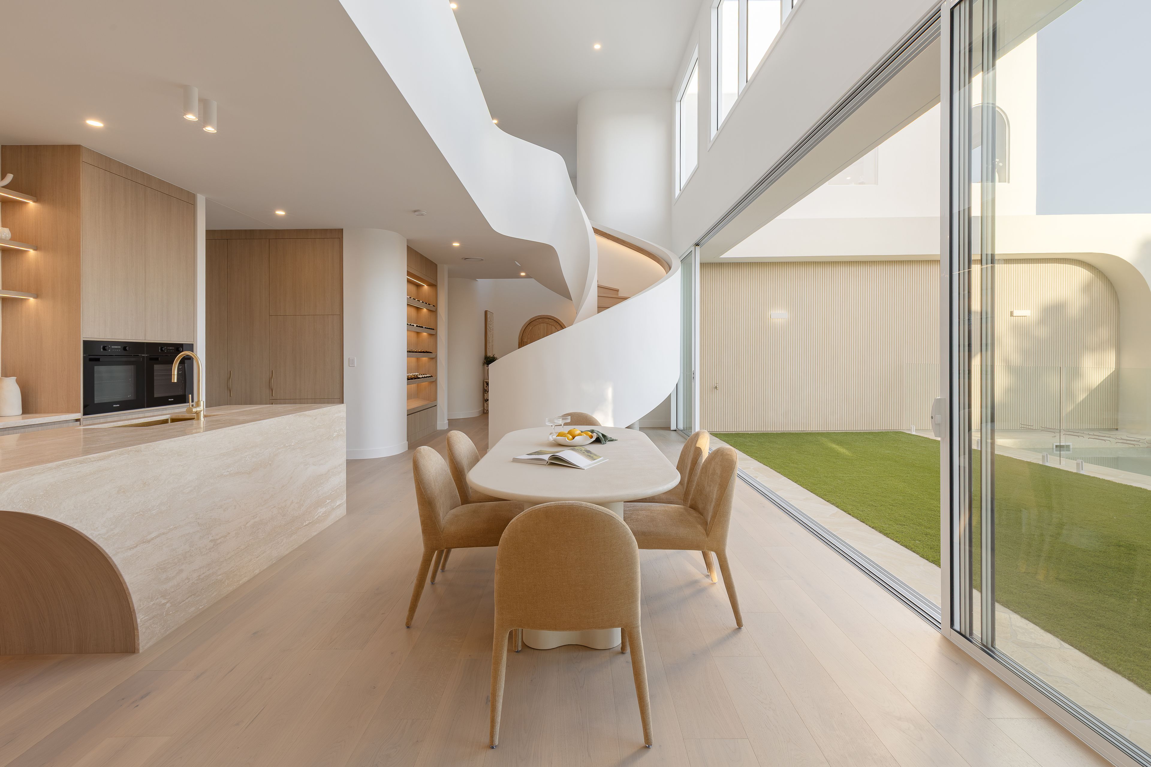 79 Lapraik Street — photo 3 of 24