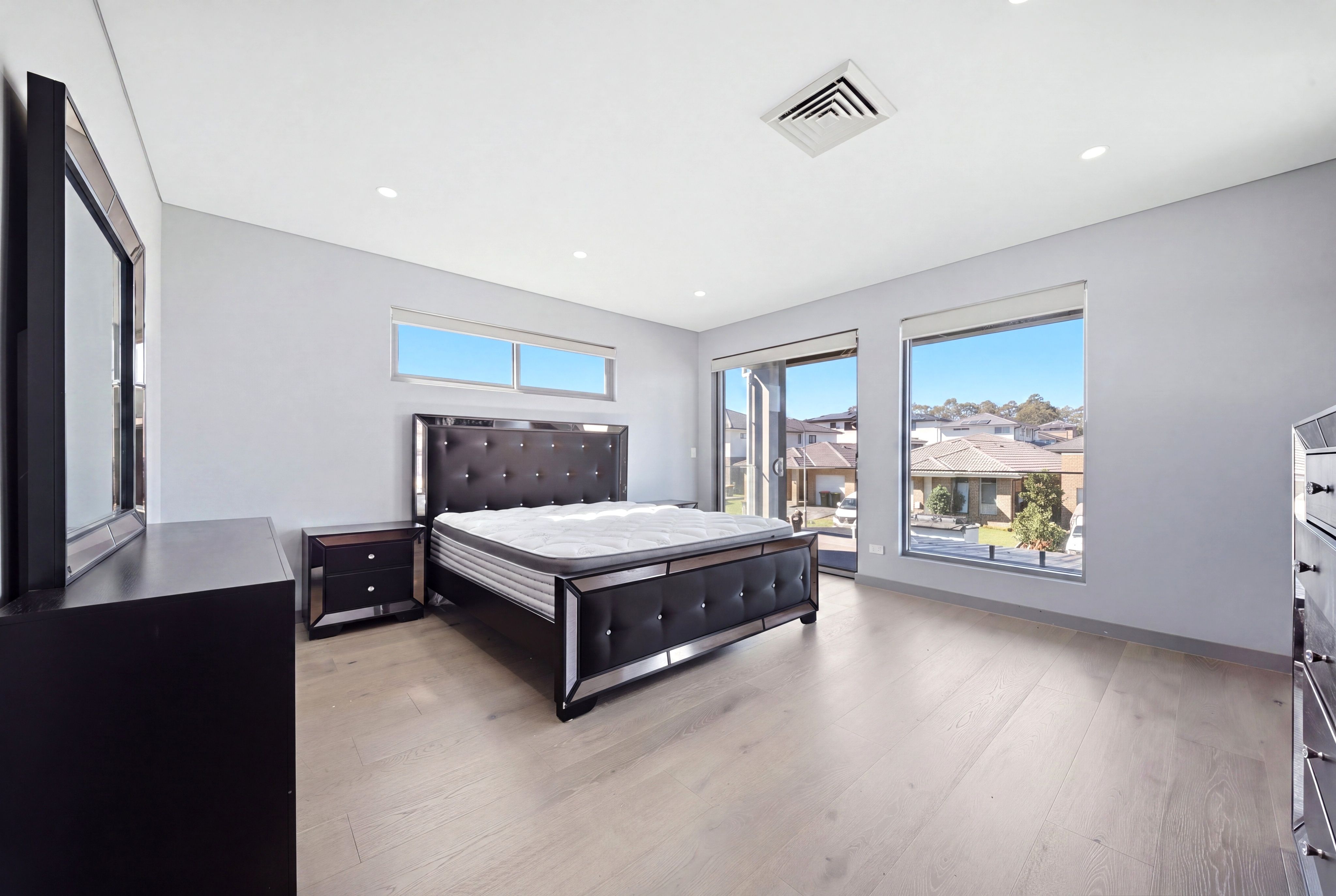 7 Flaxen Street — photo 9 of 24